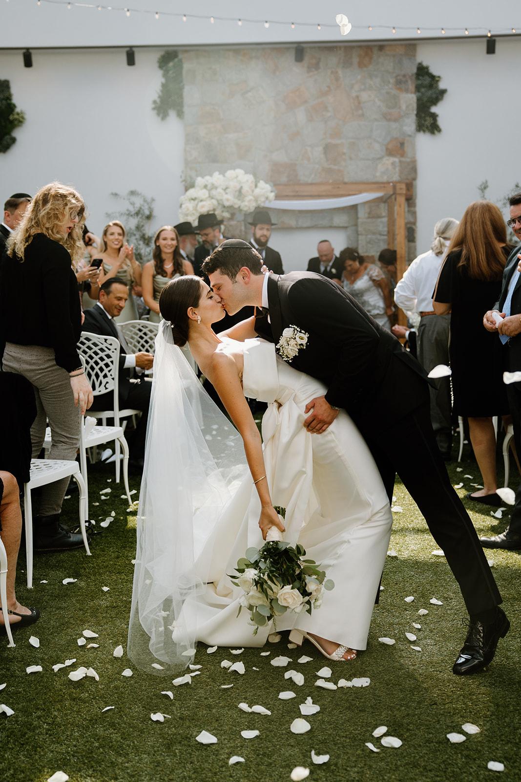 A Modern Summer Wedding at Perona Farms 48
