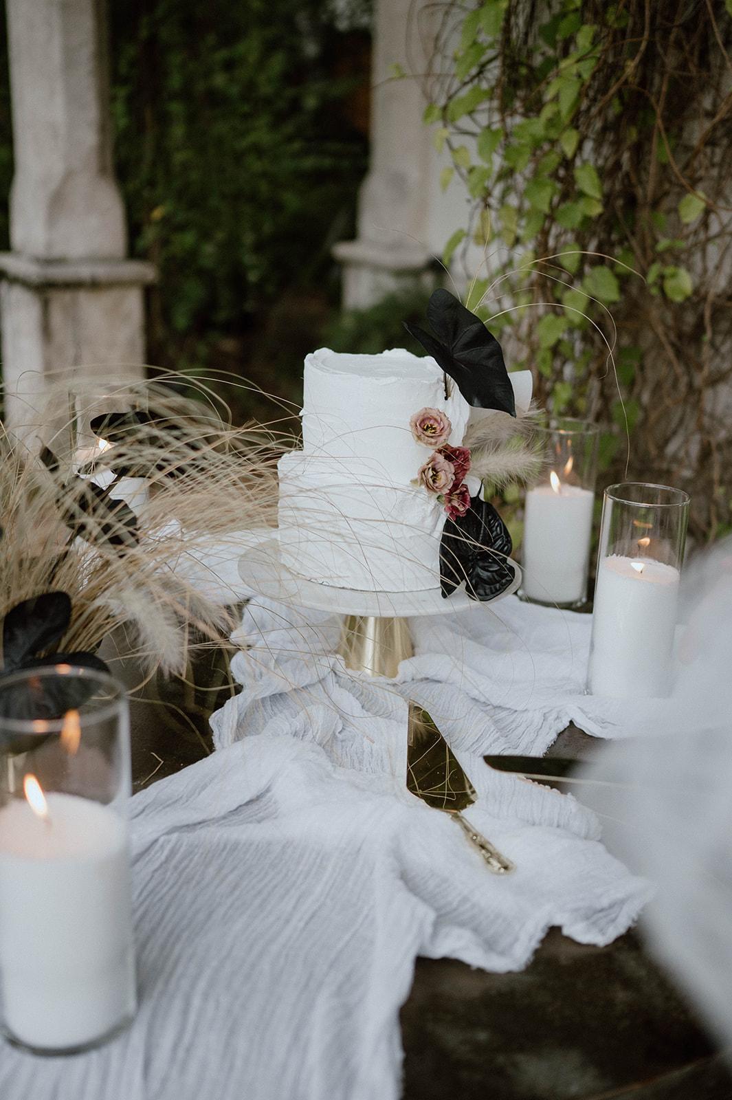 A Romantic Summer Wedding at Pan's Garden 25