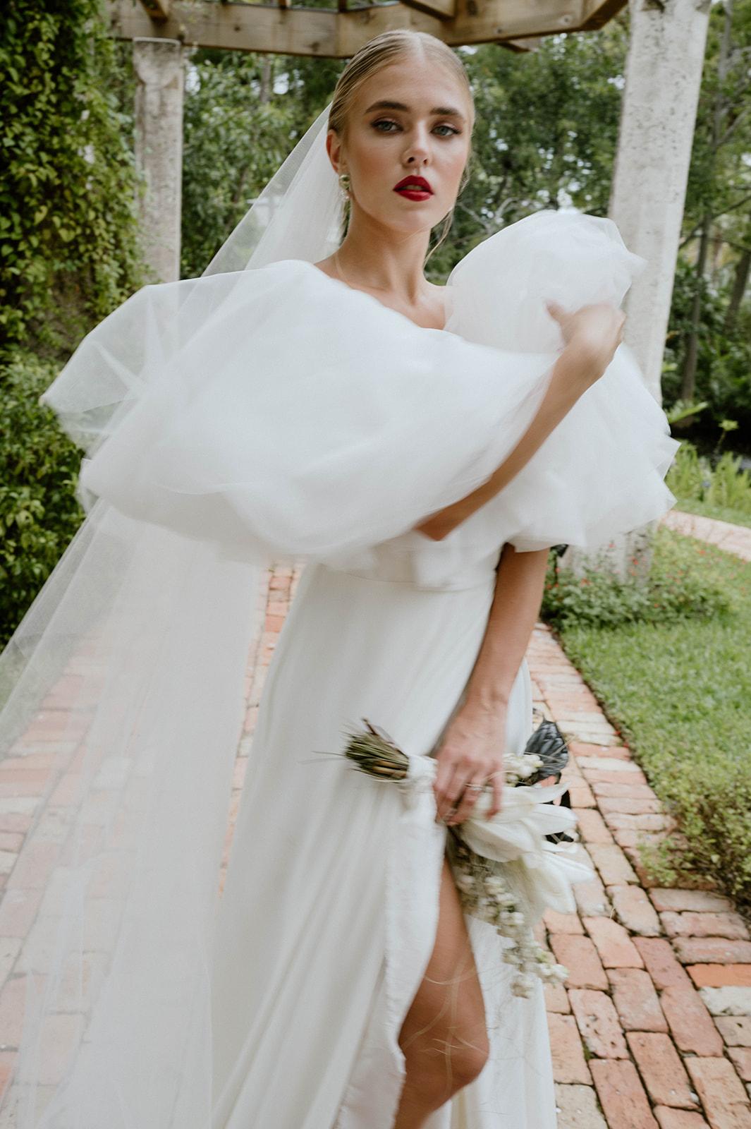 A Romantic Summer Wedding at Pan's Garden 13