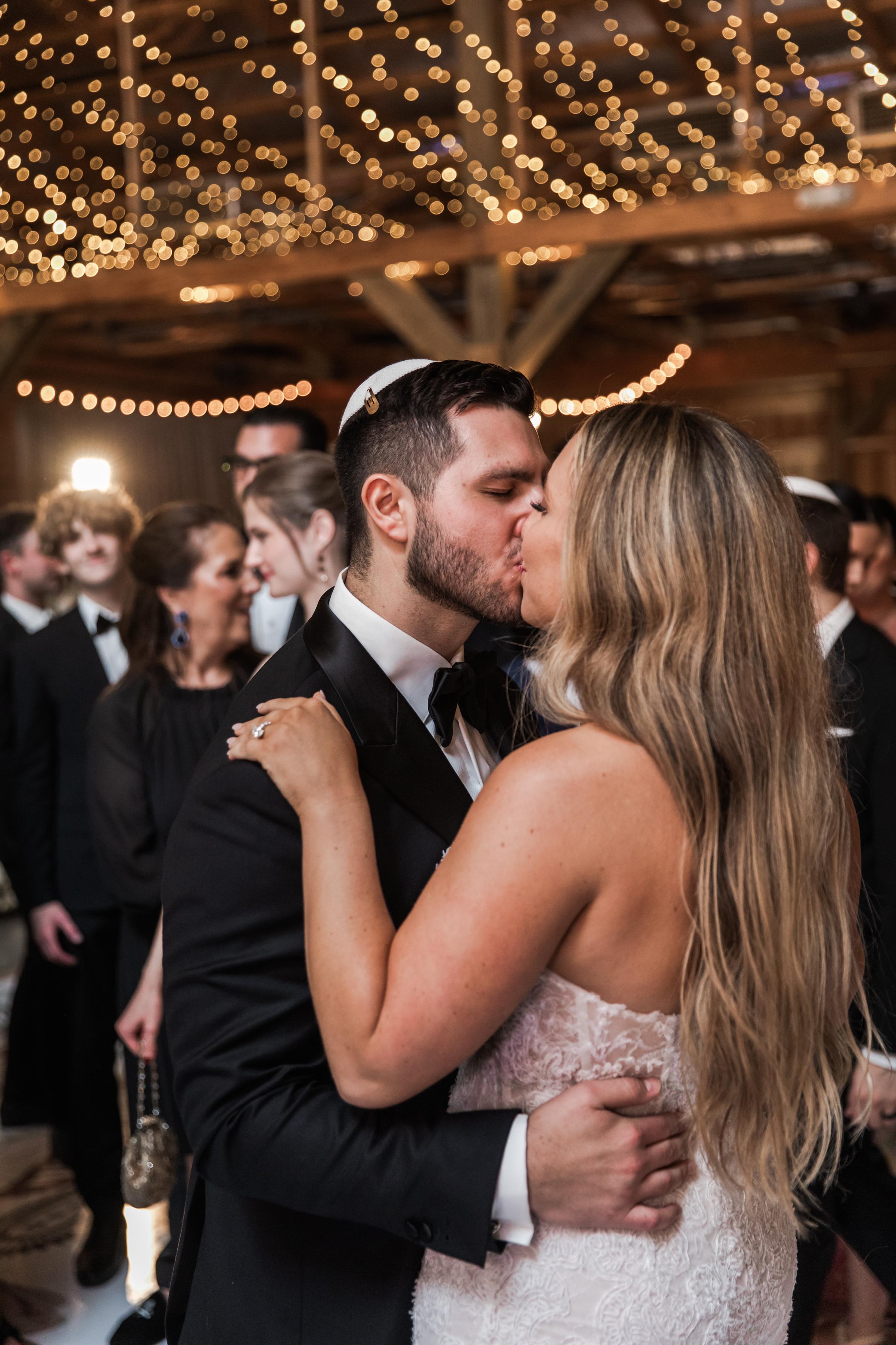 A Classic Summer Wedding at Saddle Woods Farm 39