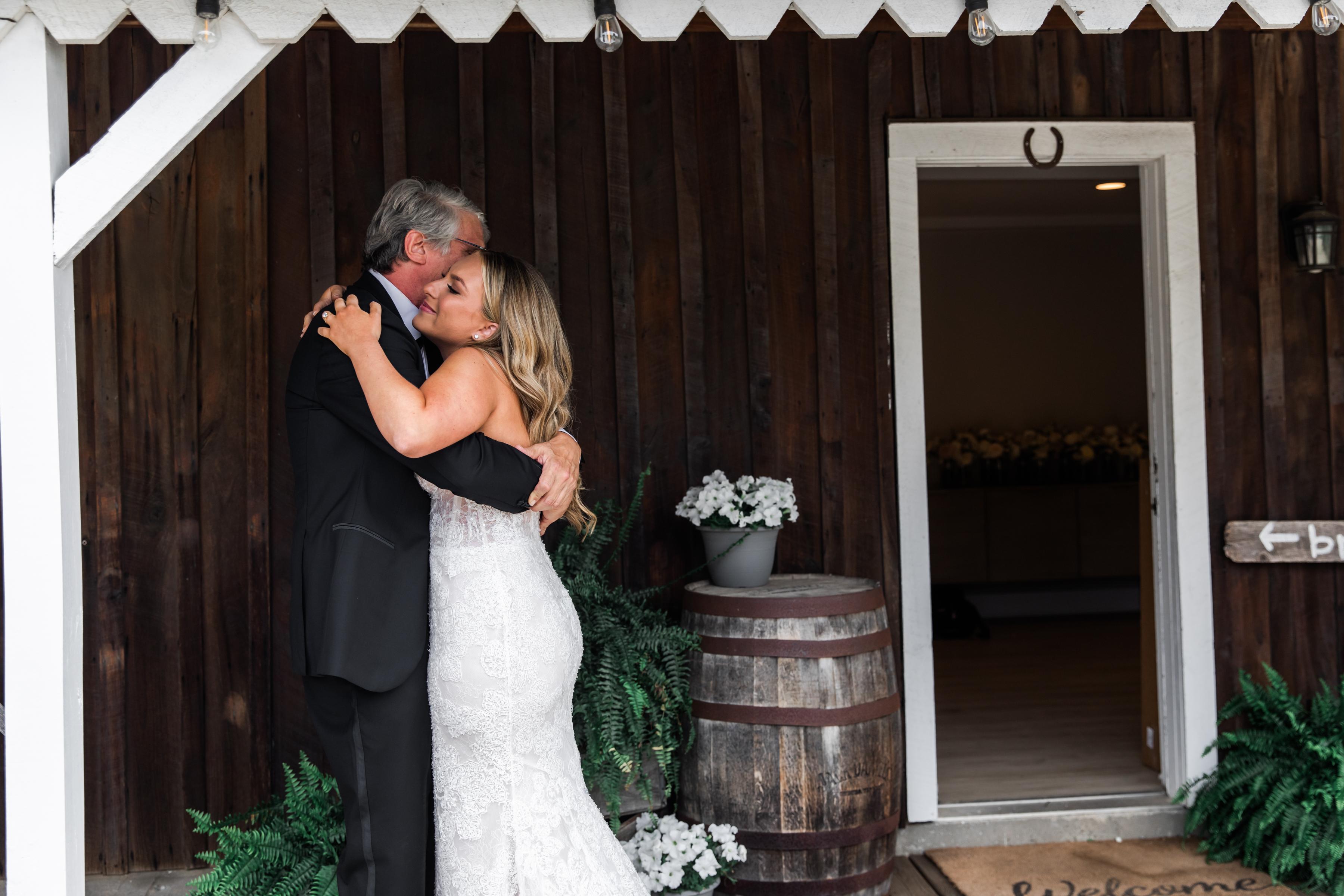 A Classic Summer Wedding at Saddle Woods Farm 8