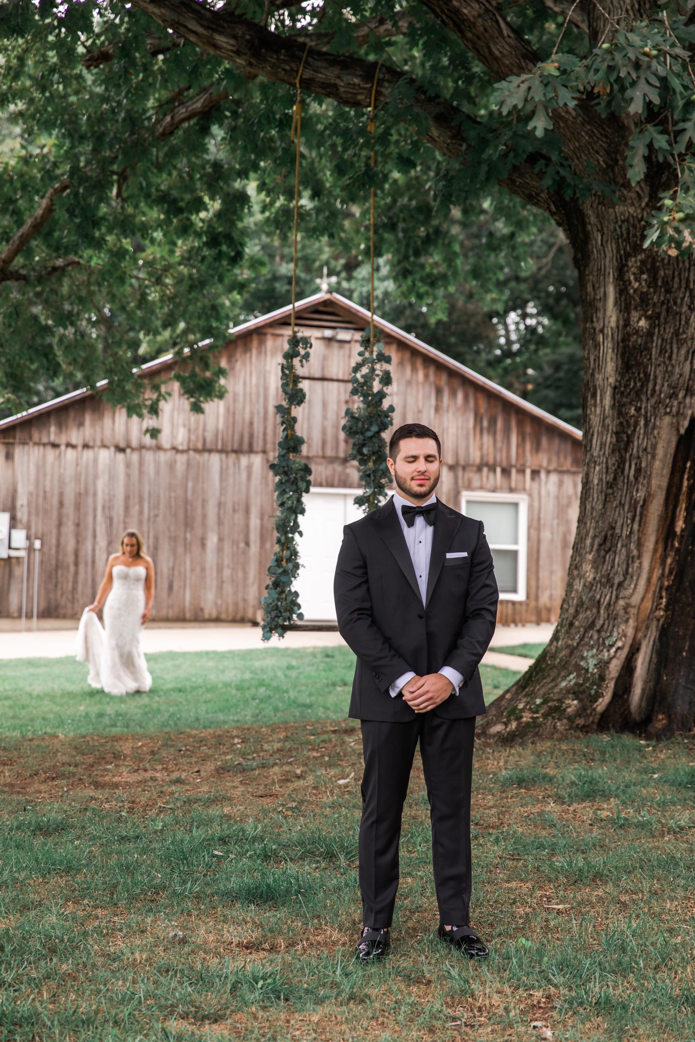 A Classic Summer Wedding at Saddle Woods Farm 25