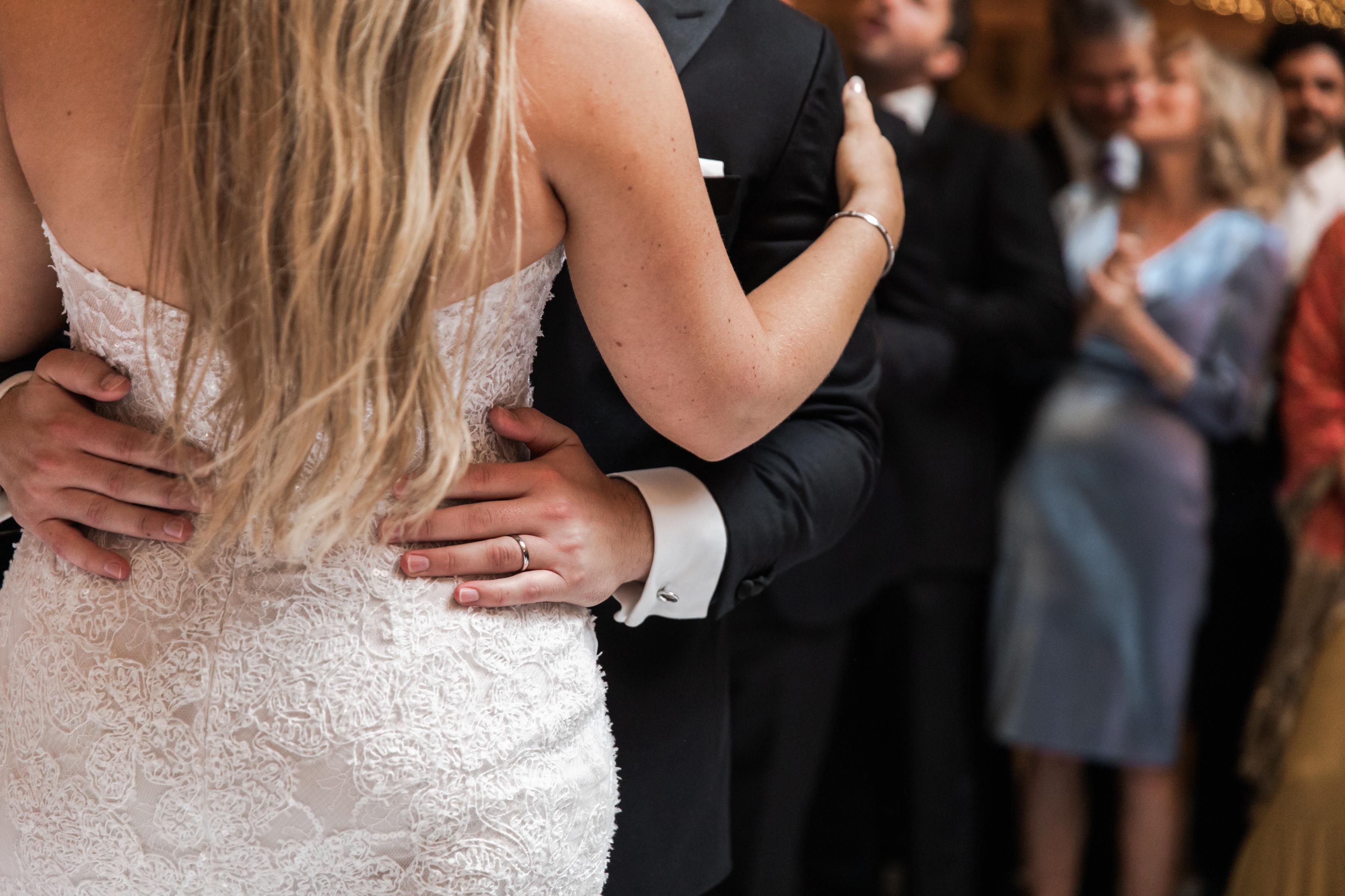 A Classic Summer Wedding at Saddle Woods Farm 12