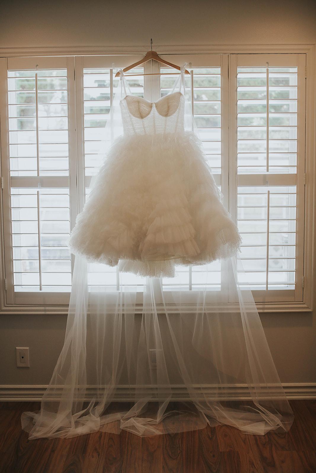A Whimsical Summer Wedding at Saddlerock Ranch 35