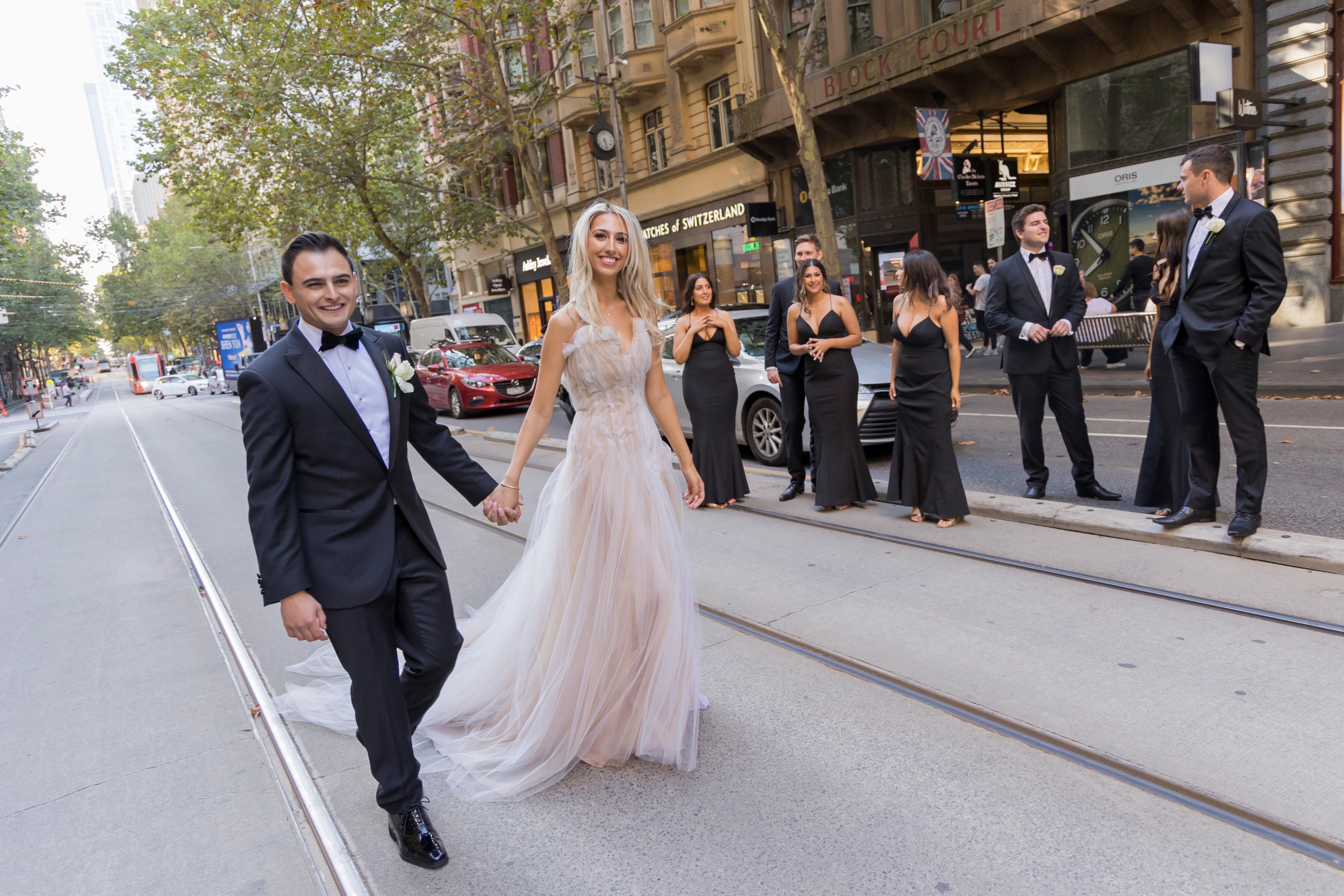 A Spring Glamorous Wedding at Metropolis Events 47