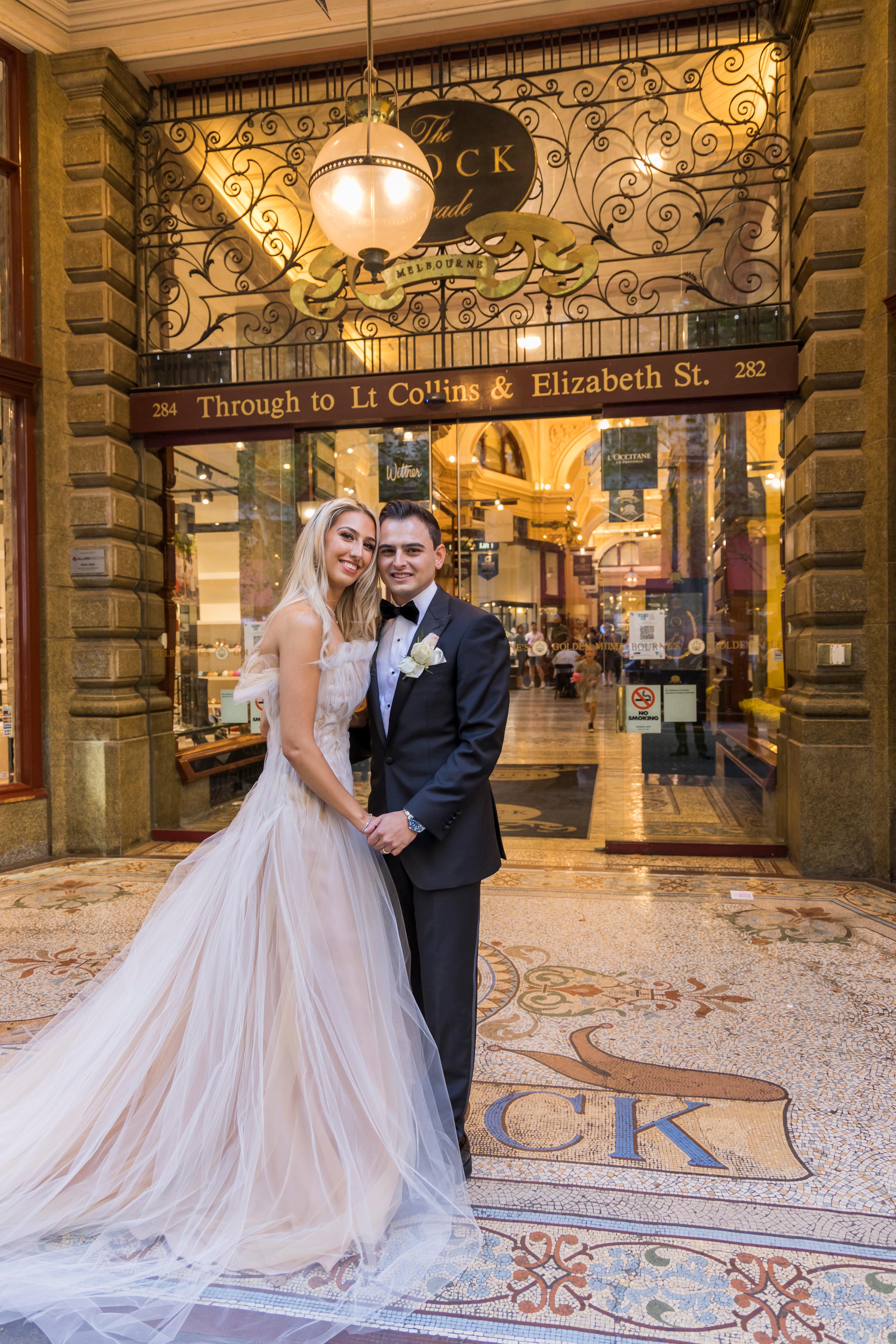 A Spring Glamorous Wedding at Metropolis Events 54