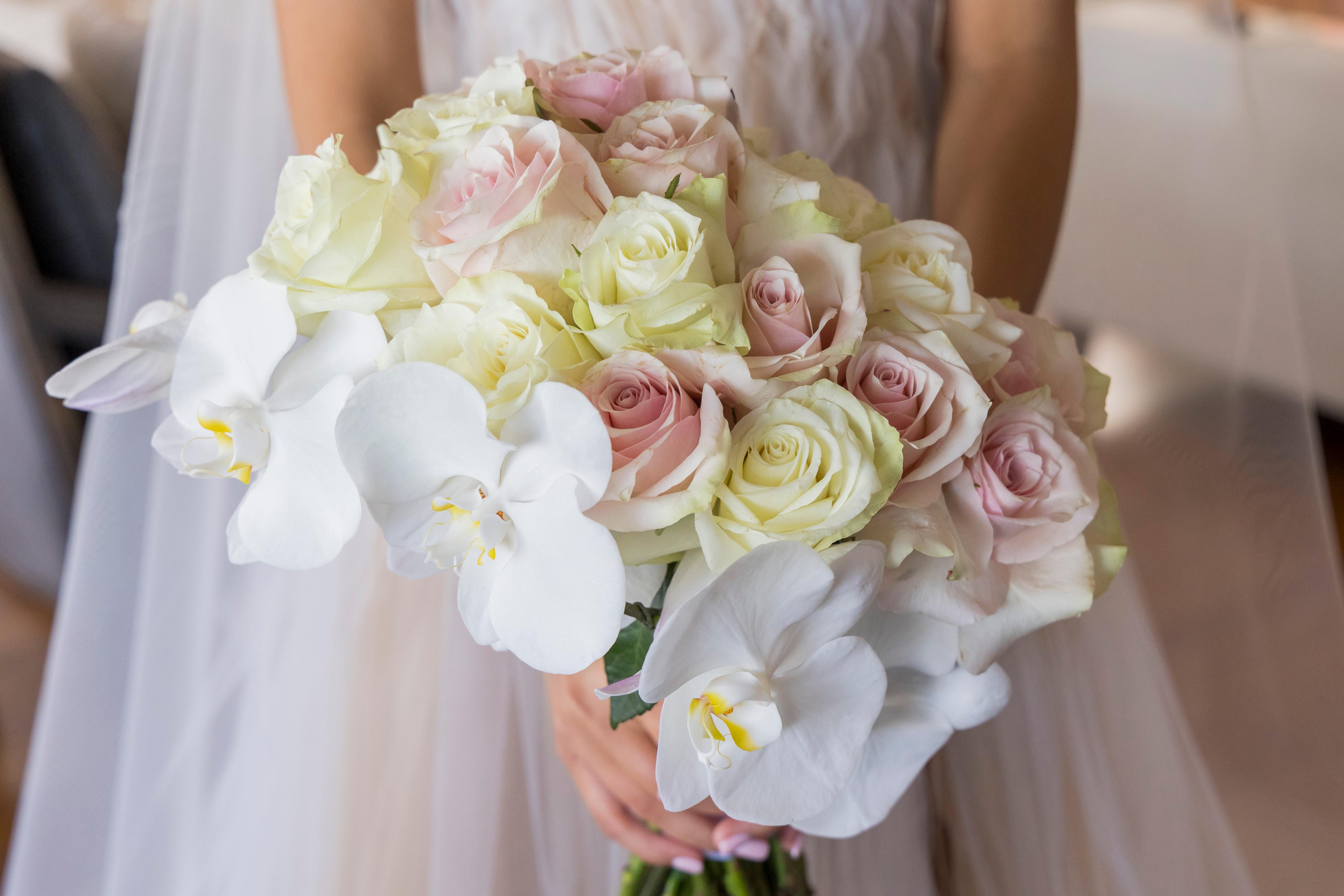 A Spring Glamorous Wedding at Metropolis Events 16