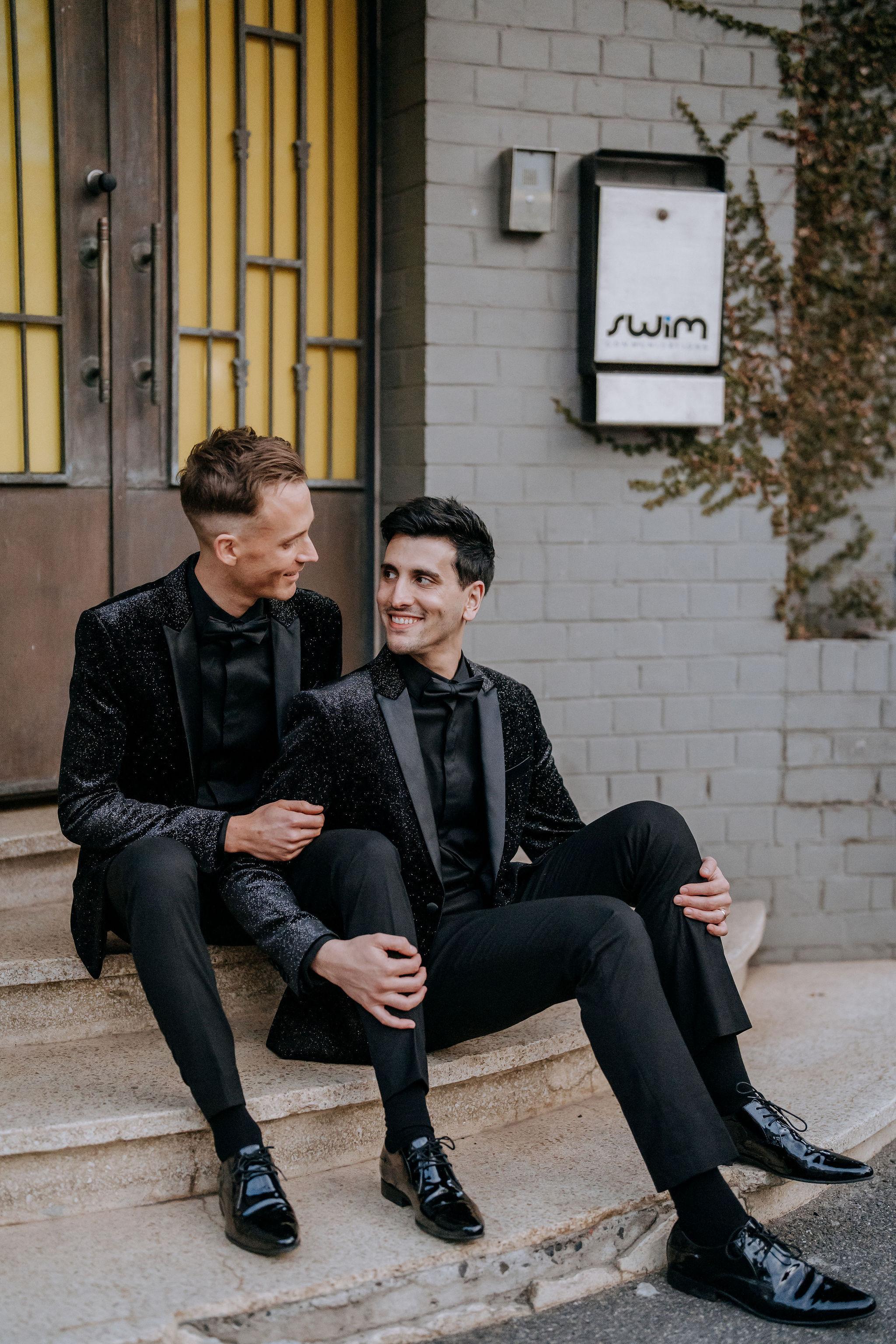 A Glamorous Summer Wedding at Twotonmax 63
