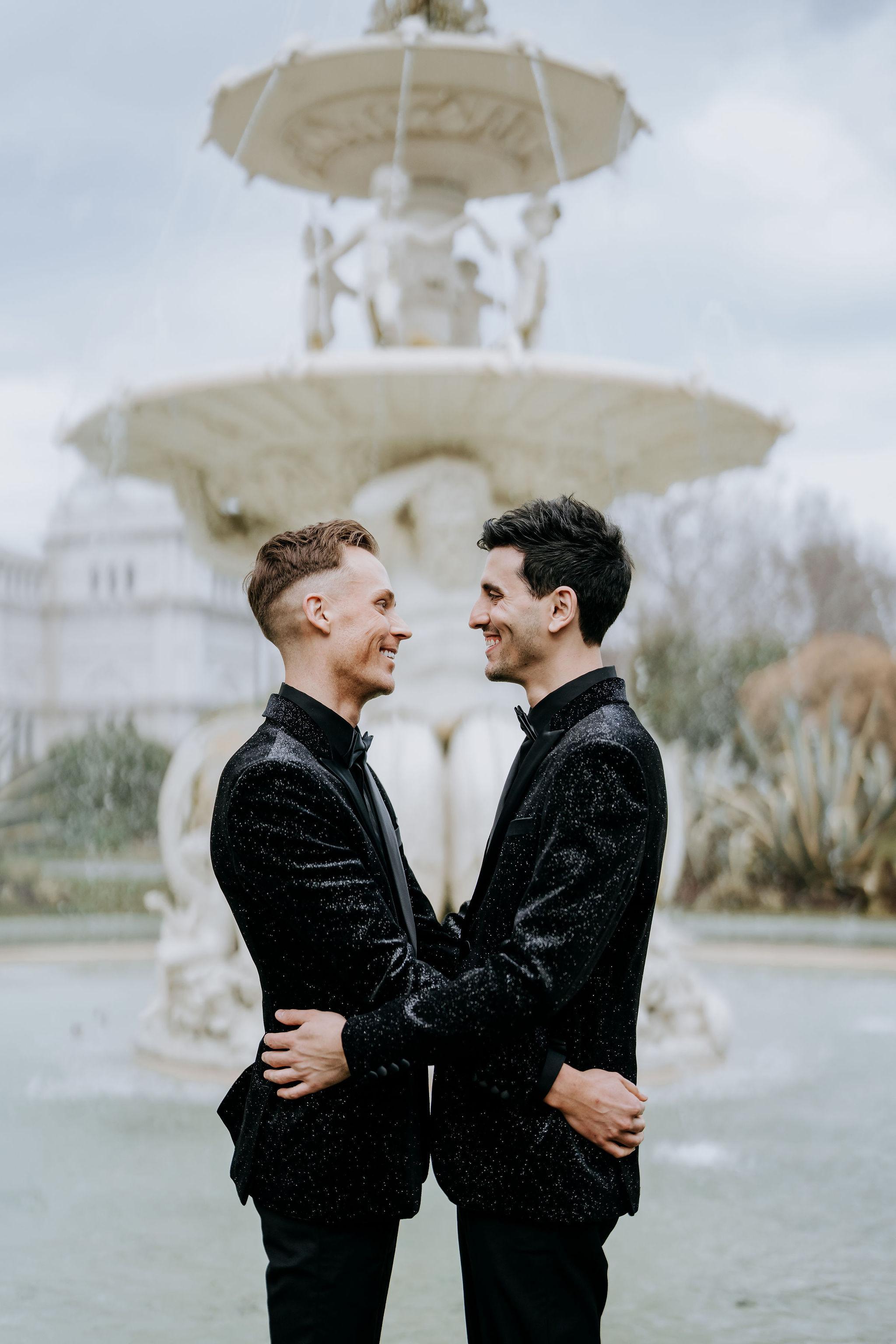 A Glamorous Summer Wedding at Two Ton Max