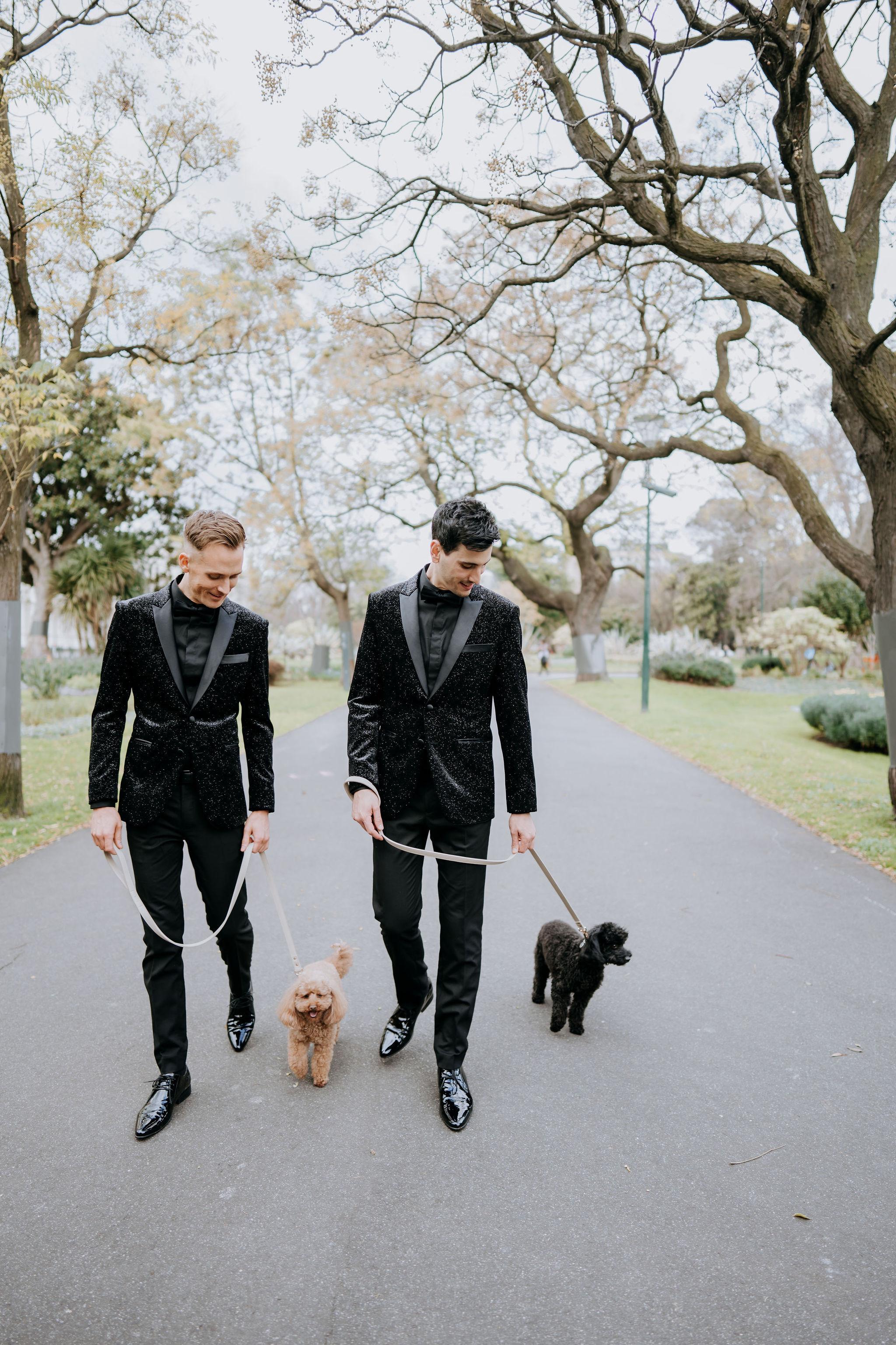 A Glamorous Summer Wedding at Twotonmax 65