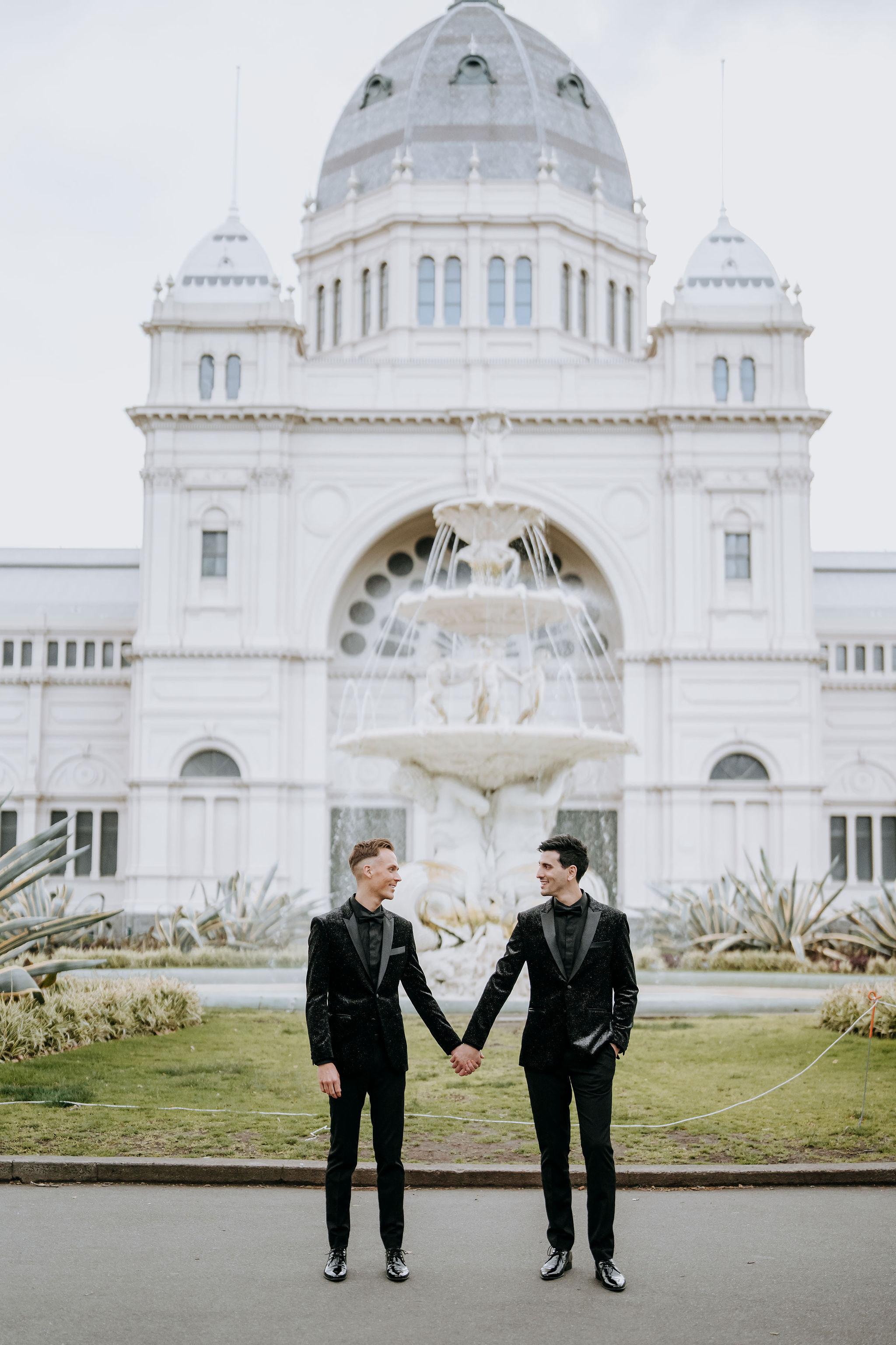 A Glamorous Summer Wedding at Twotonmax 28