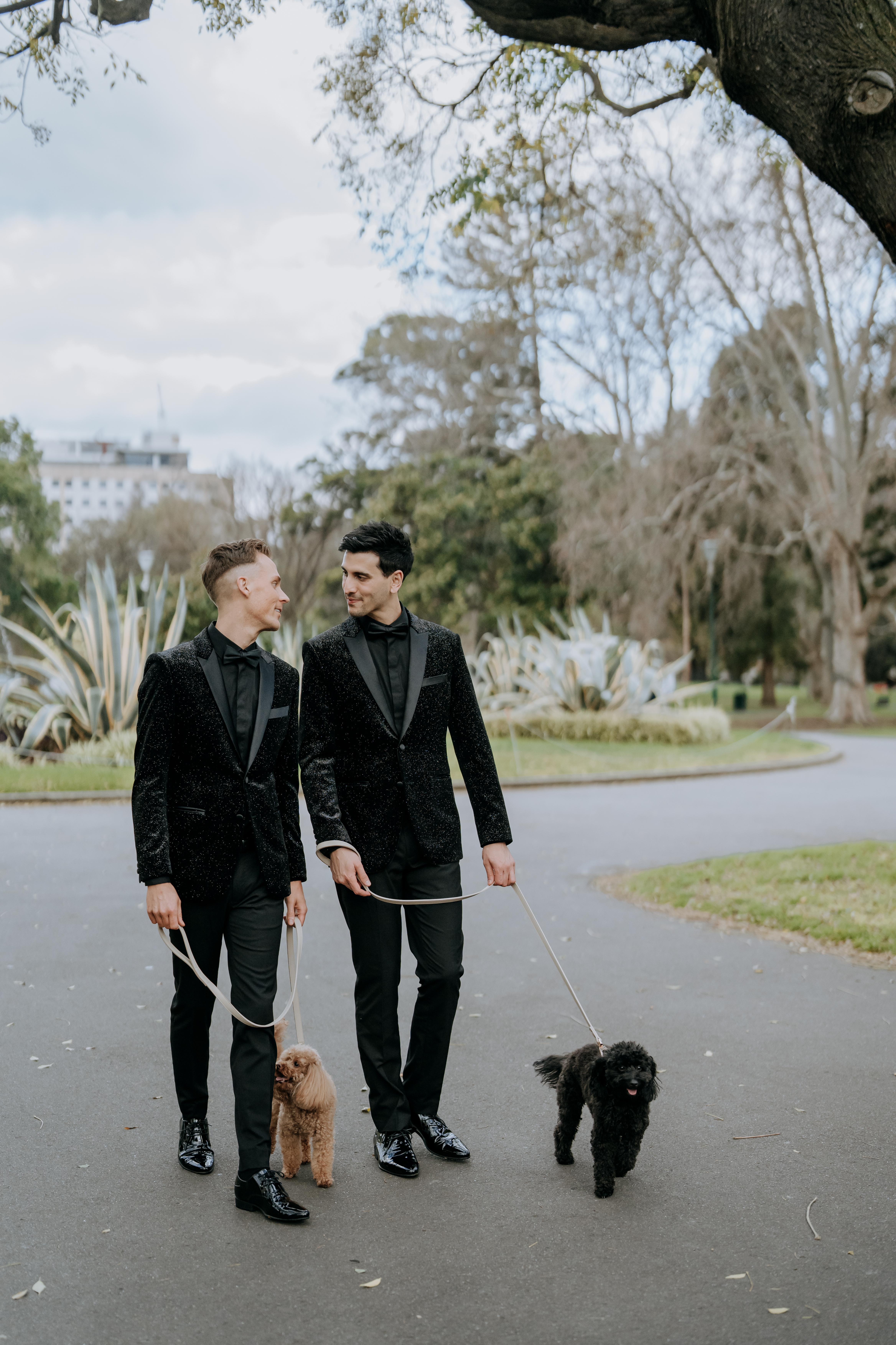 A Glamorous Summer Wedding at Two Ton Max 11