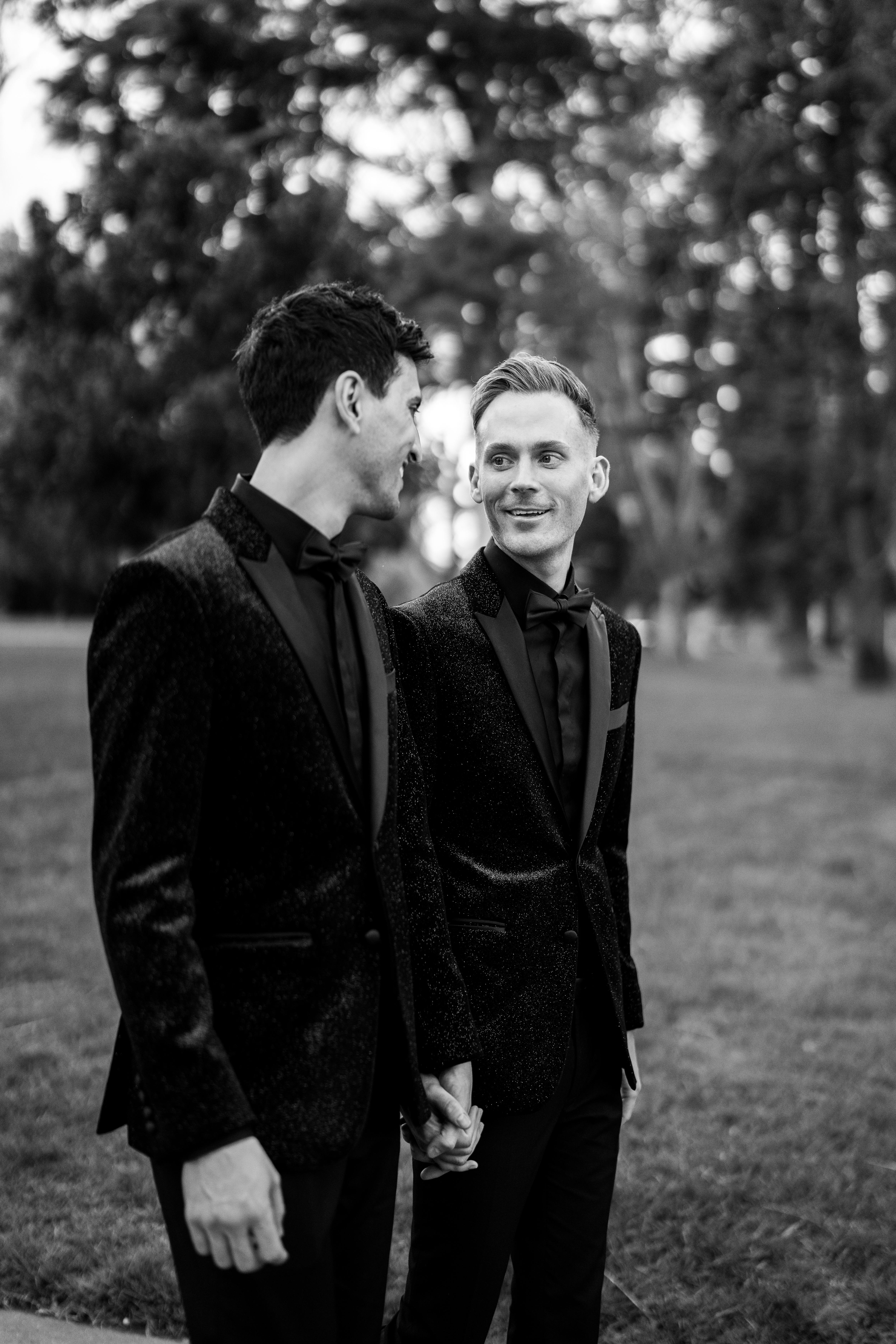 A Glamorous Summer Wedding at Two Ton Max 17