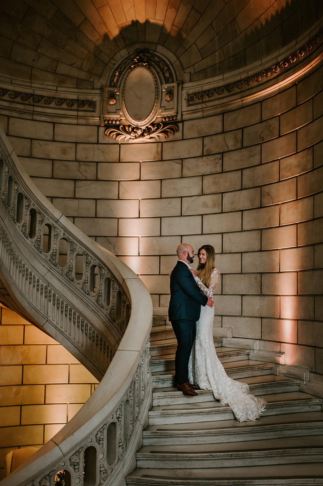 A Glamorous Winter Wedding at Old Courthouse 20