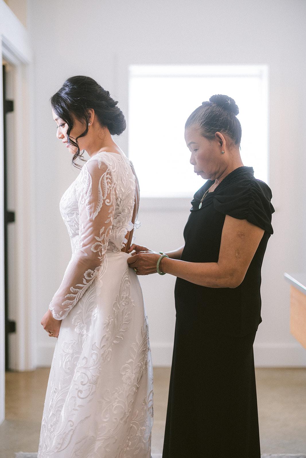 A Classic Spring Wedding at Jorgensen Oak Grove 8