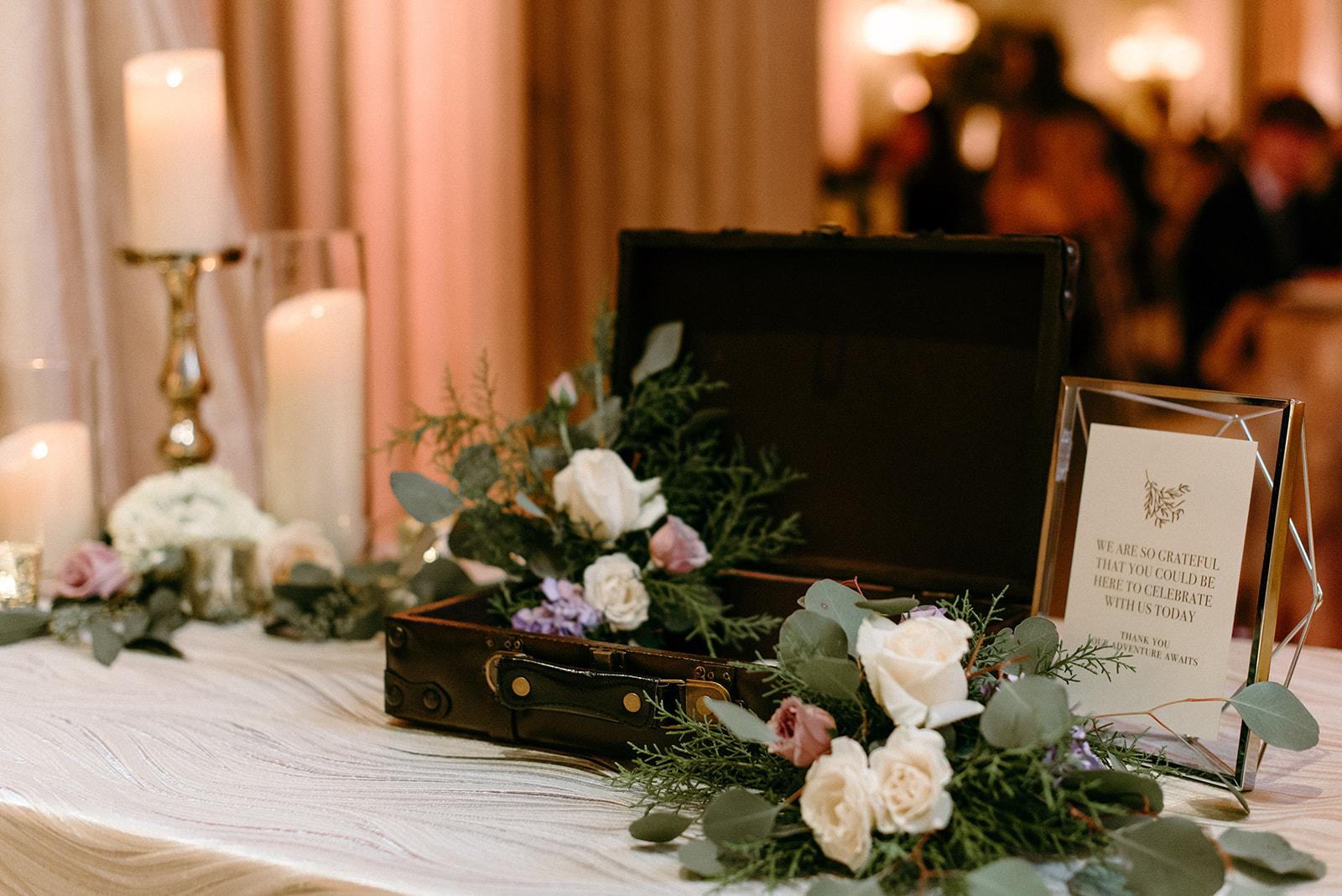 A Glamorous Winter Wedding at Old Courthouse photo 3