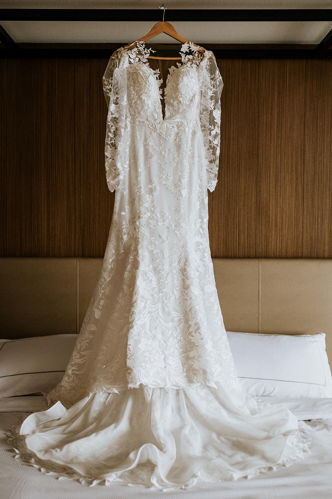 A Glamorous Winter Wedding at Old Courthouse 12