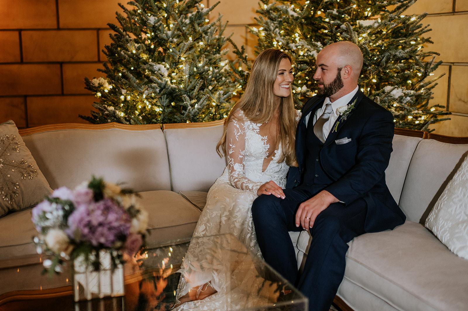 A Glamorous Winter Wedding at Old Courthouse 23