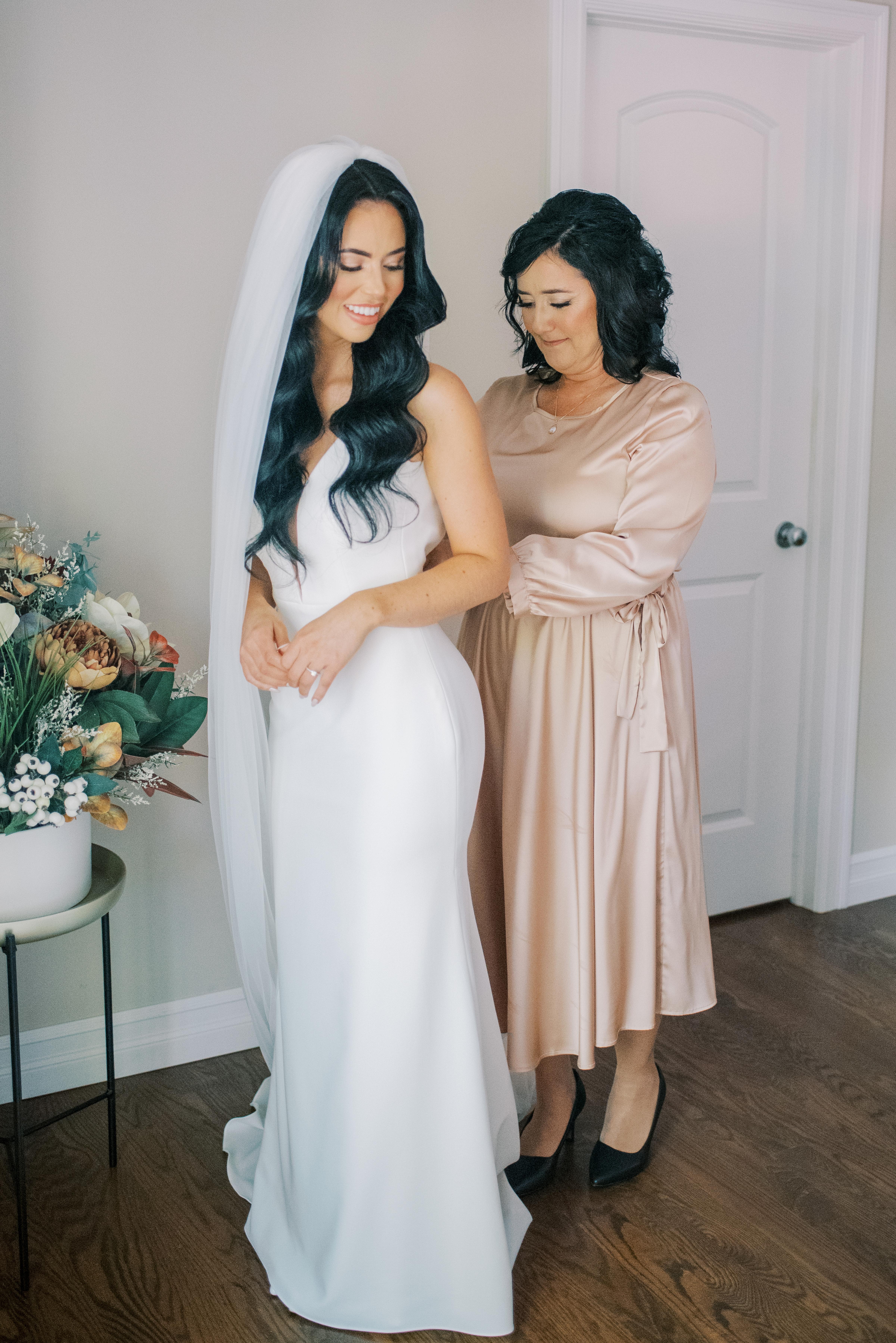 A Romantic Fall Wedding at the Foundry Room 23