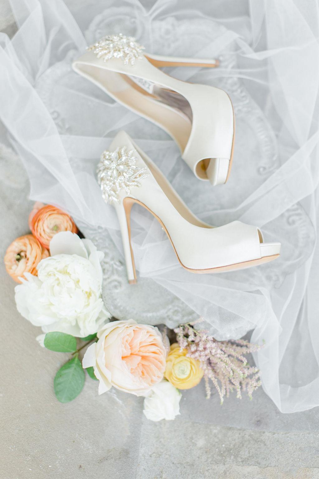 A Romantic Vow Renewal at Sycamore Bend 10