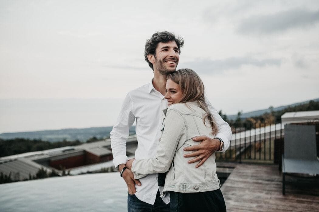 The Top 10 Reasons Couples Should go to Therapy Before Walking Down the Aisle