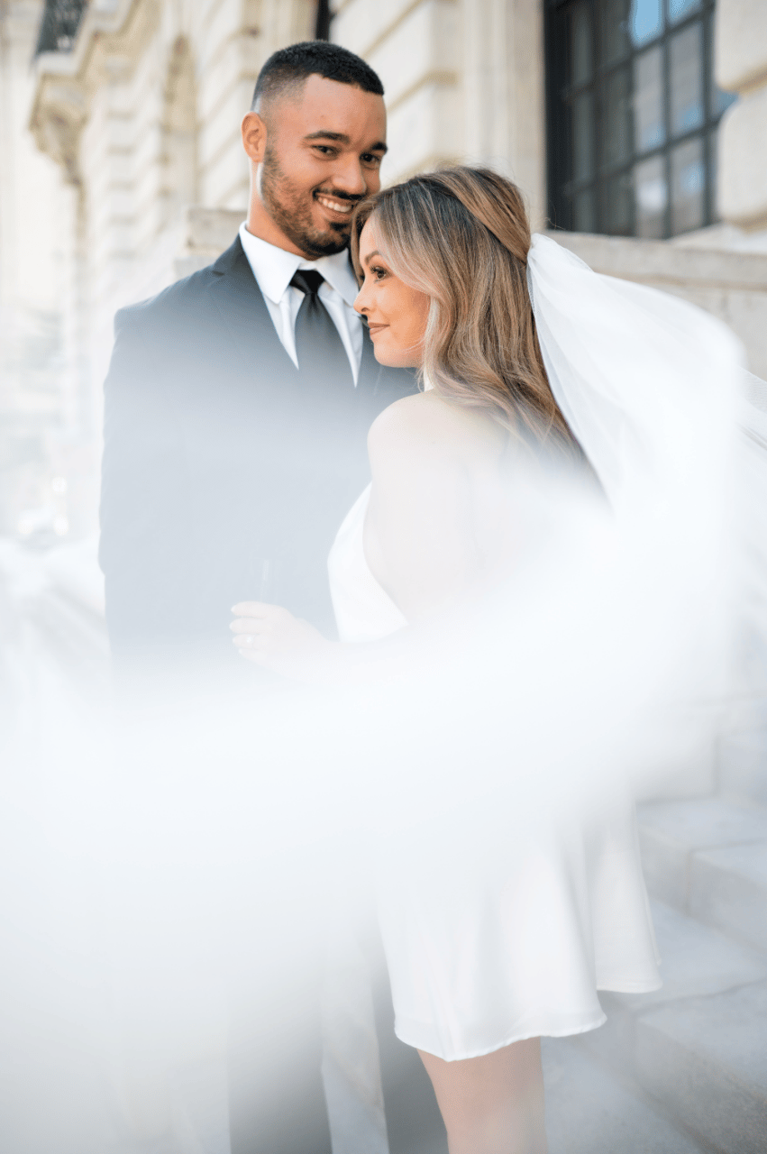 A Modern Summer Wedding at Cleveland Public Library