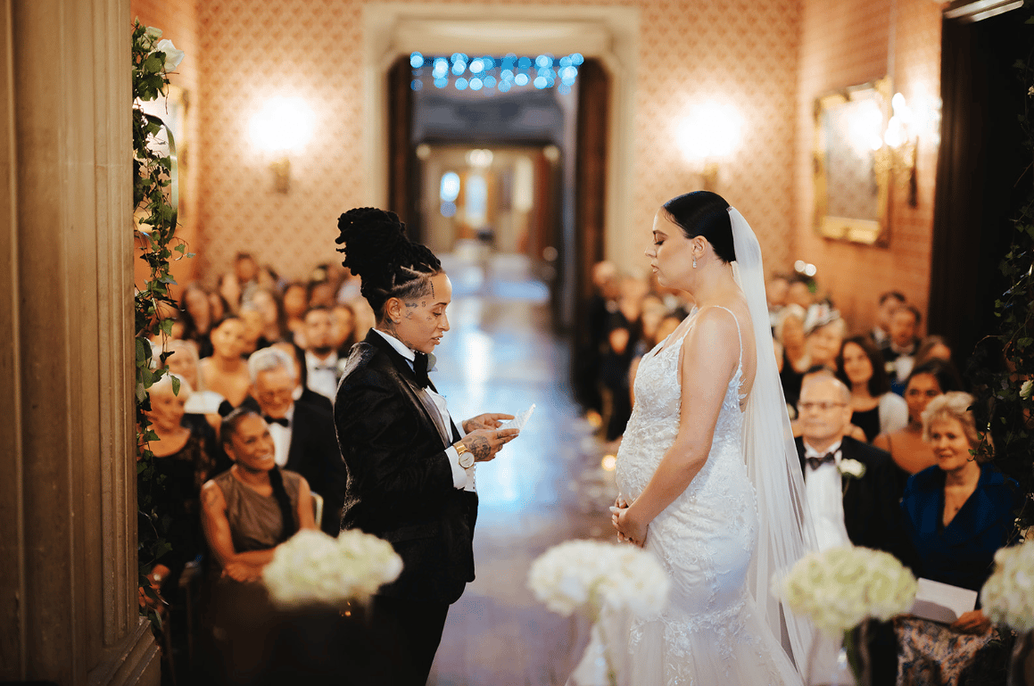 A Romantic Winter Wedding at Grittleton House 22