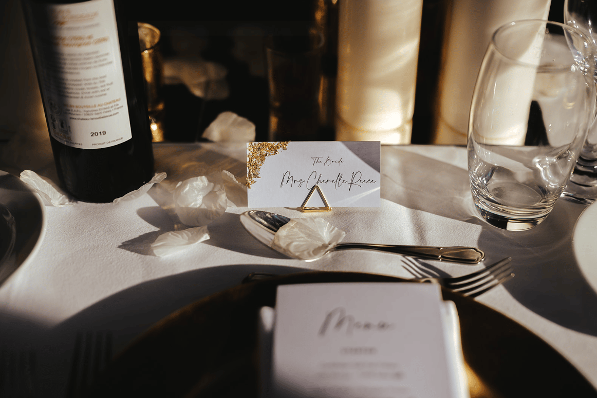 A Romantic Winter Wedding at Grittleton House 19