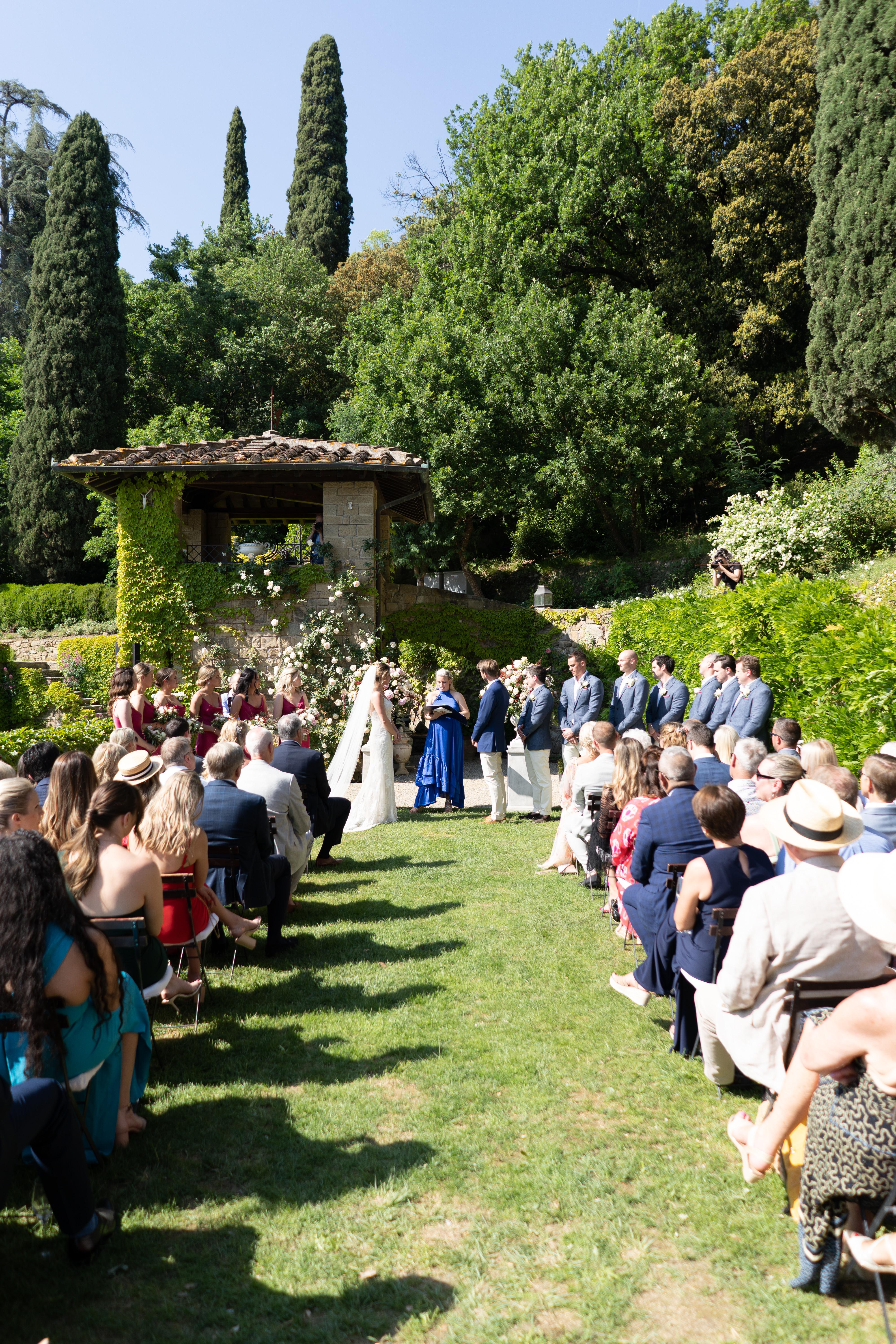A Glamorous Spring Wedding at Villa Le Fontanelle 16