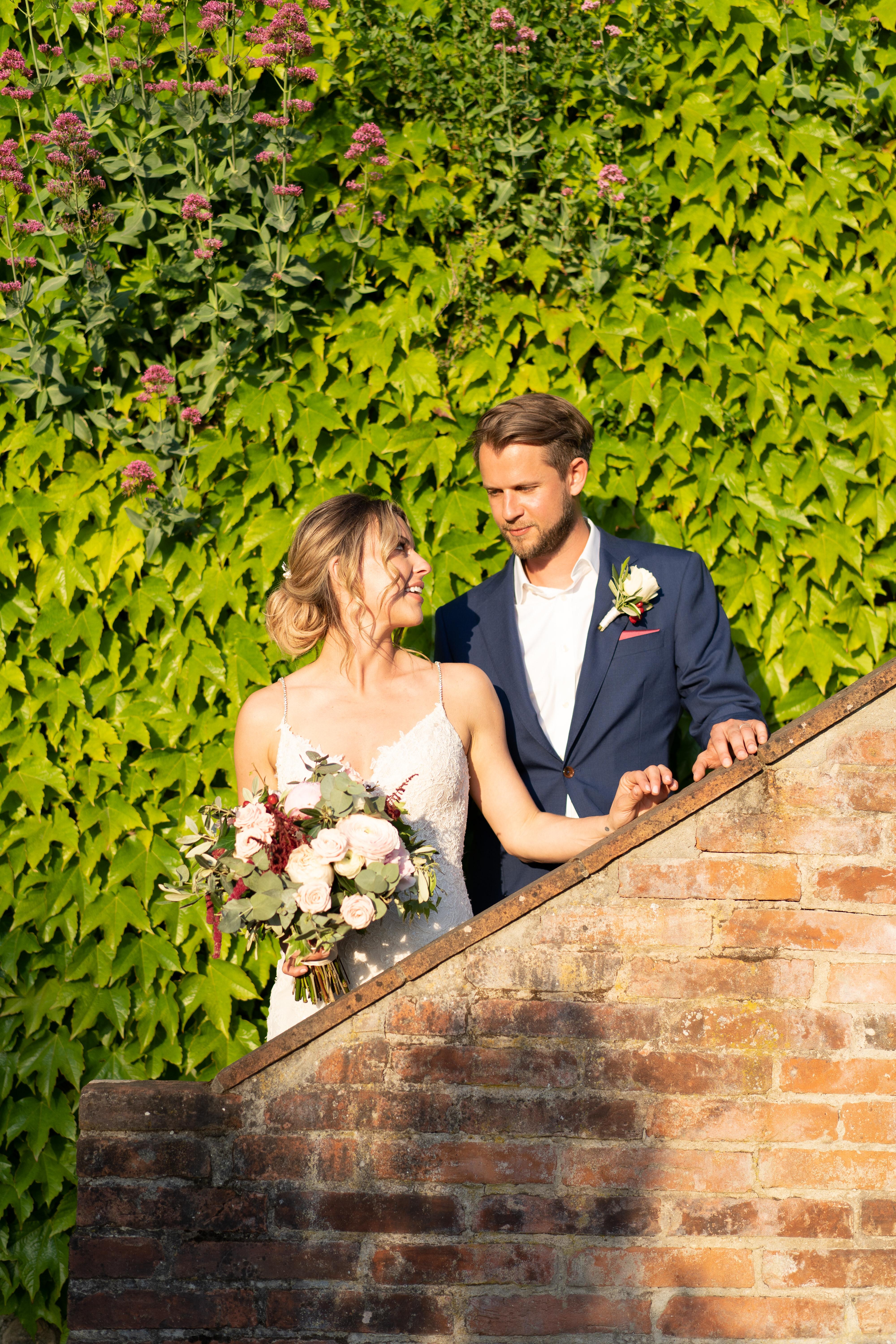 A Glamorous Spring Wedding at Villa Le Fontanelle 14