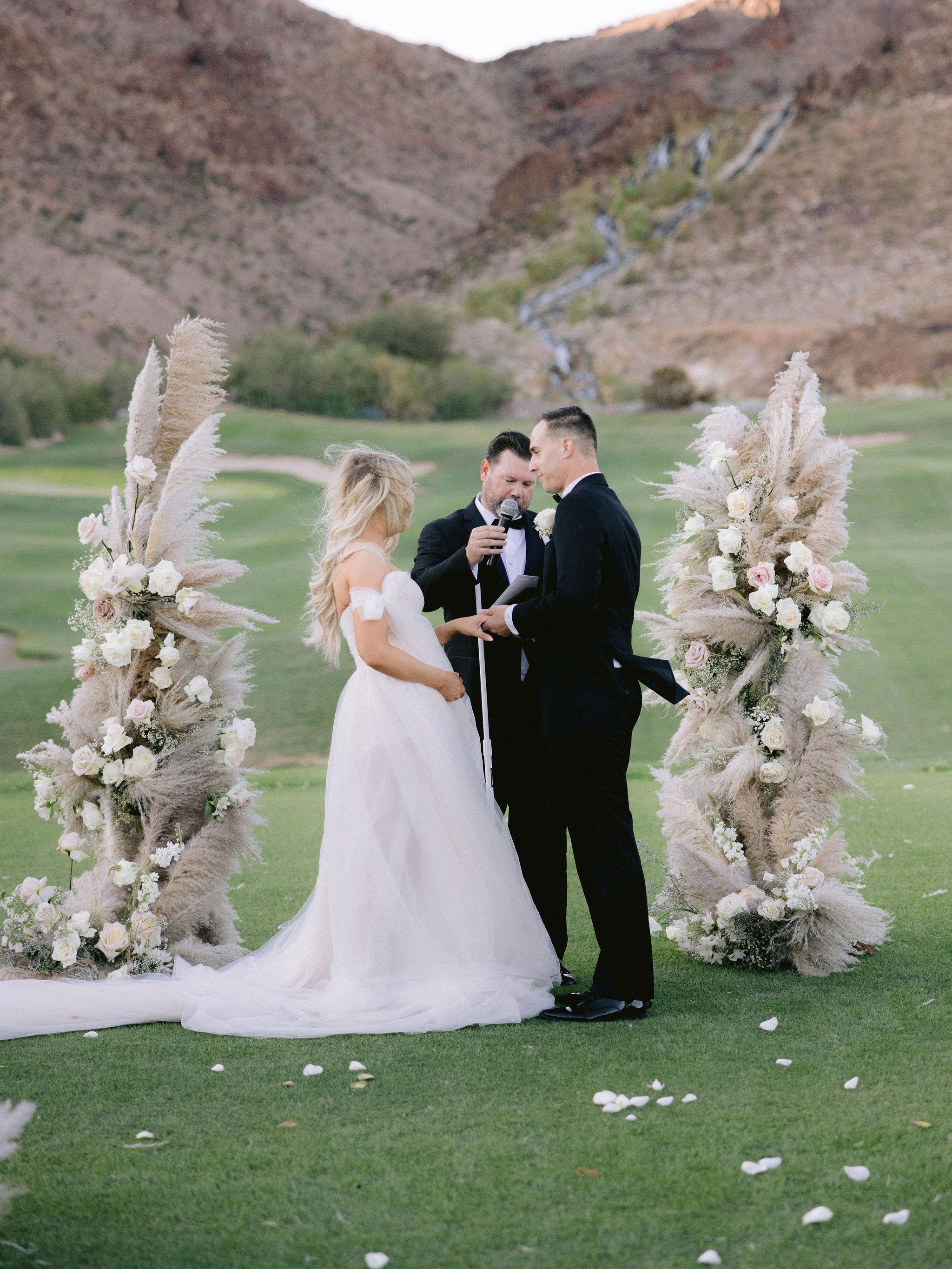 A Boho Summer Wedding at Cascata Gold Club 38