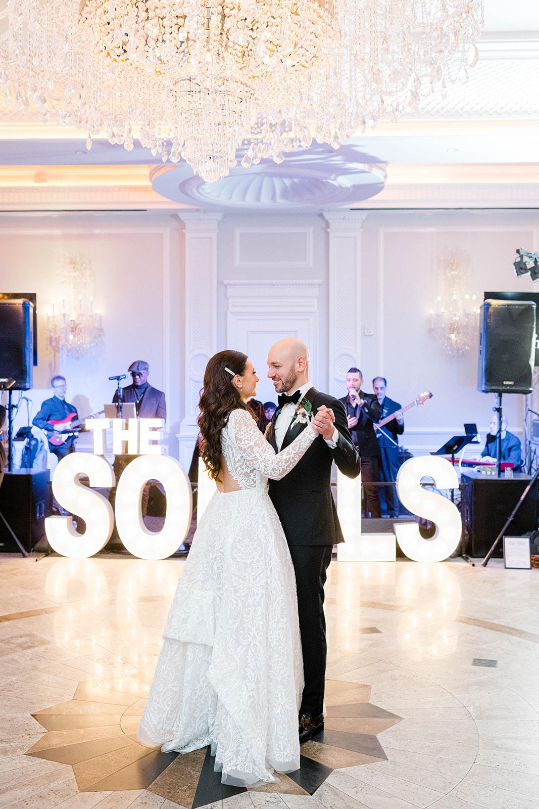 A Romantic Winter Wedding at The Rockleigh photo 3