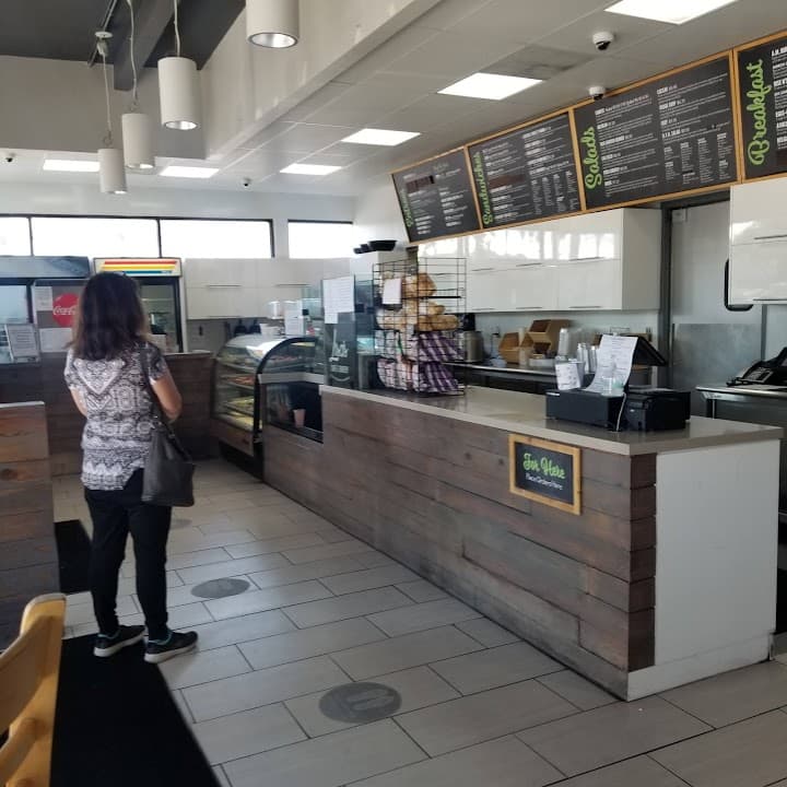 Lisa's Bon Appetit - Café & Bakery portfolio 2