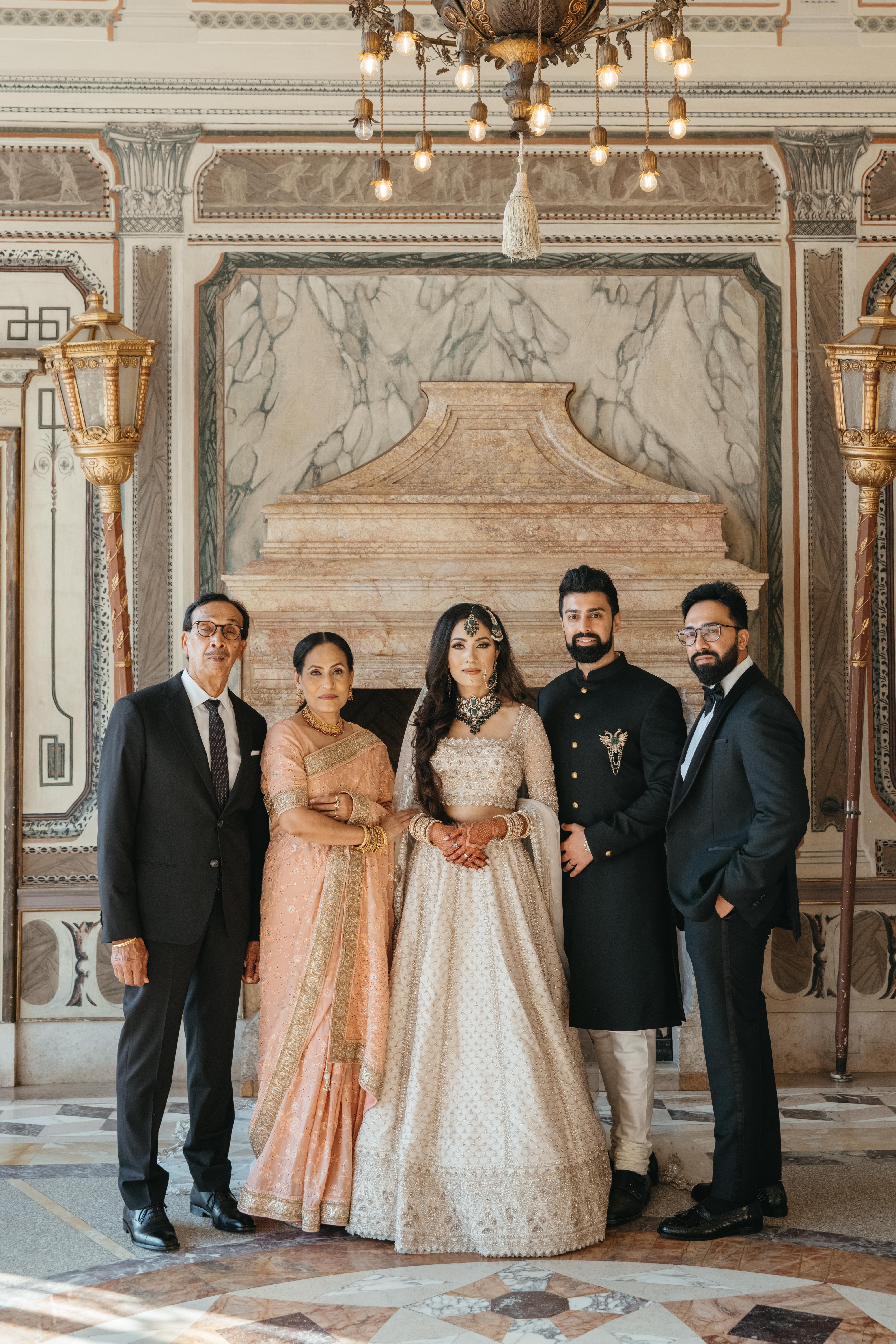 A Romantic Spring Wedding at Vizcaya Museum & Gardens 22