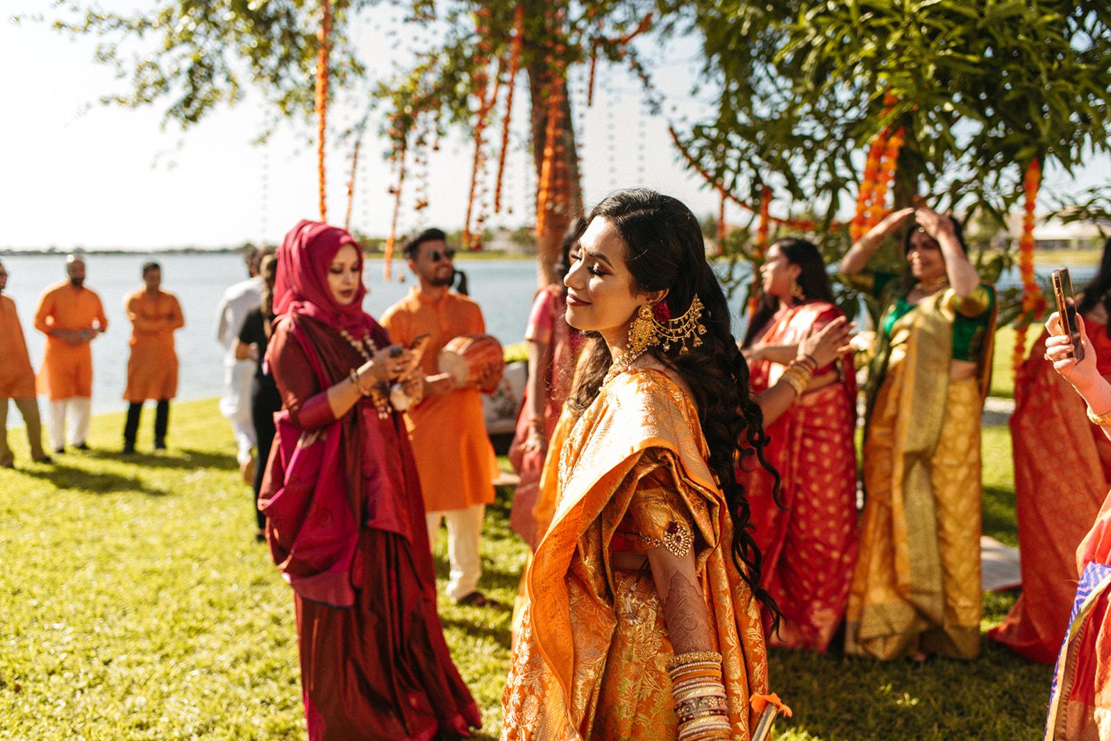 A Romantic Spring Wedding at Vizcaya Museum & Gardens 27
