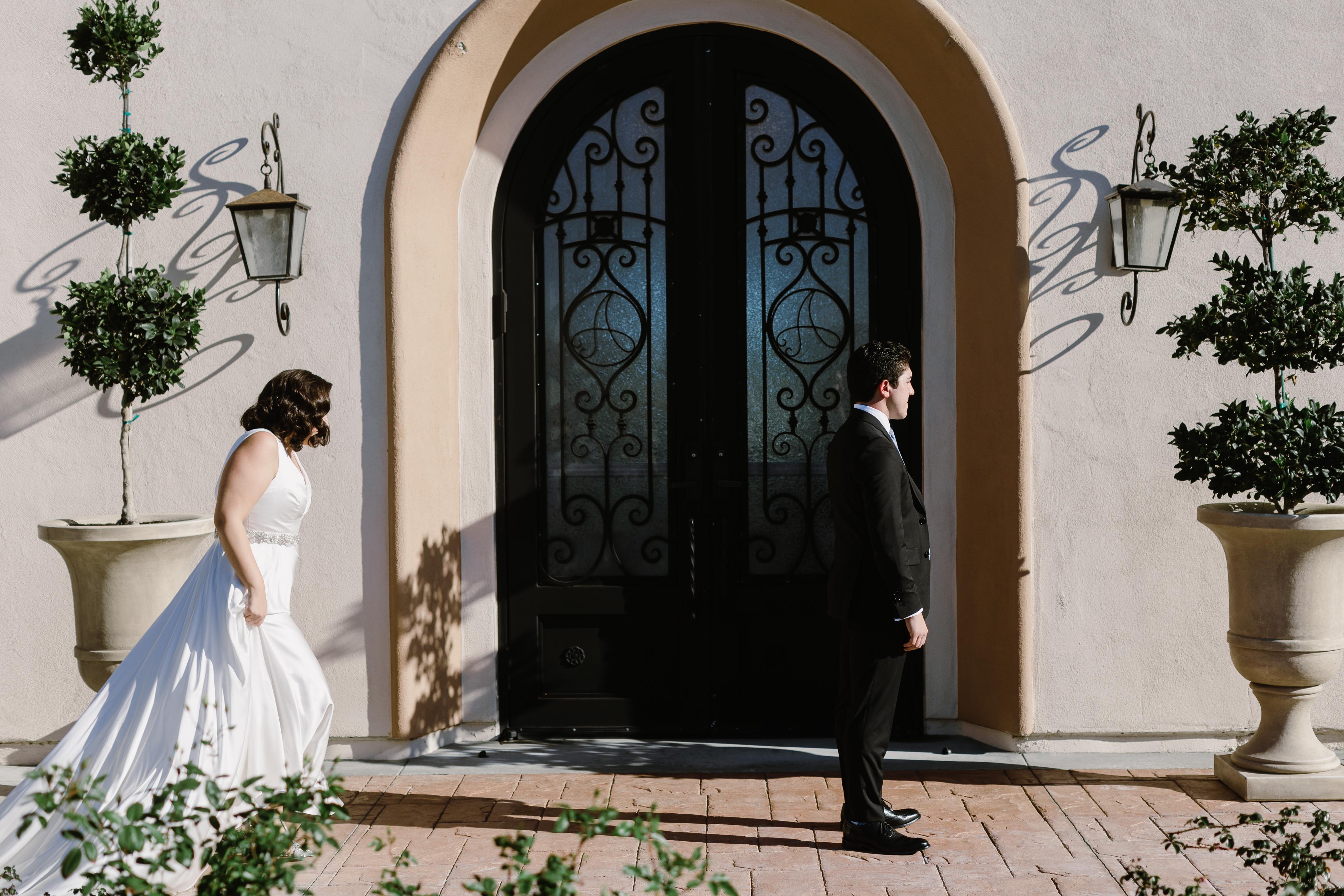 A Romantic Fall Wedding at Avensole Winery 6