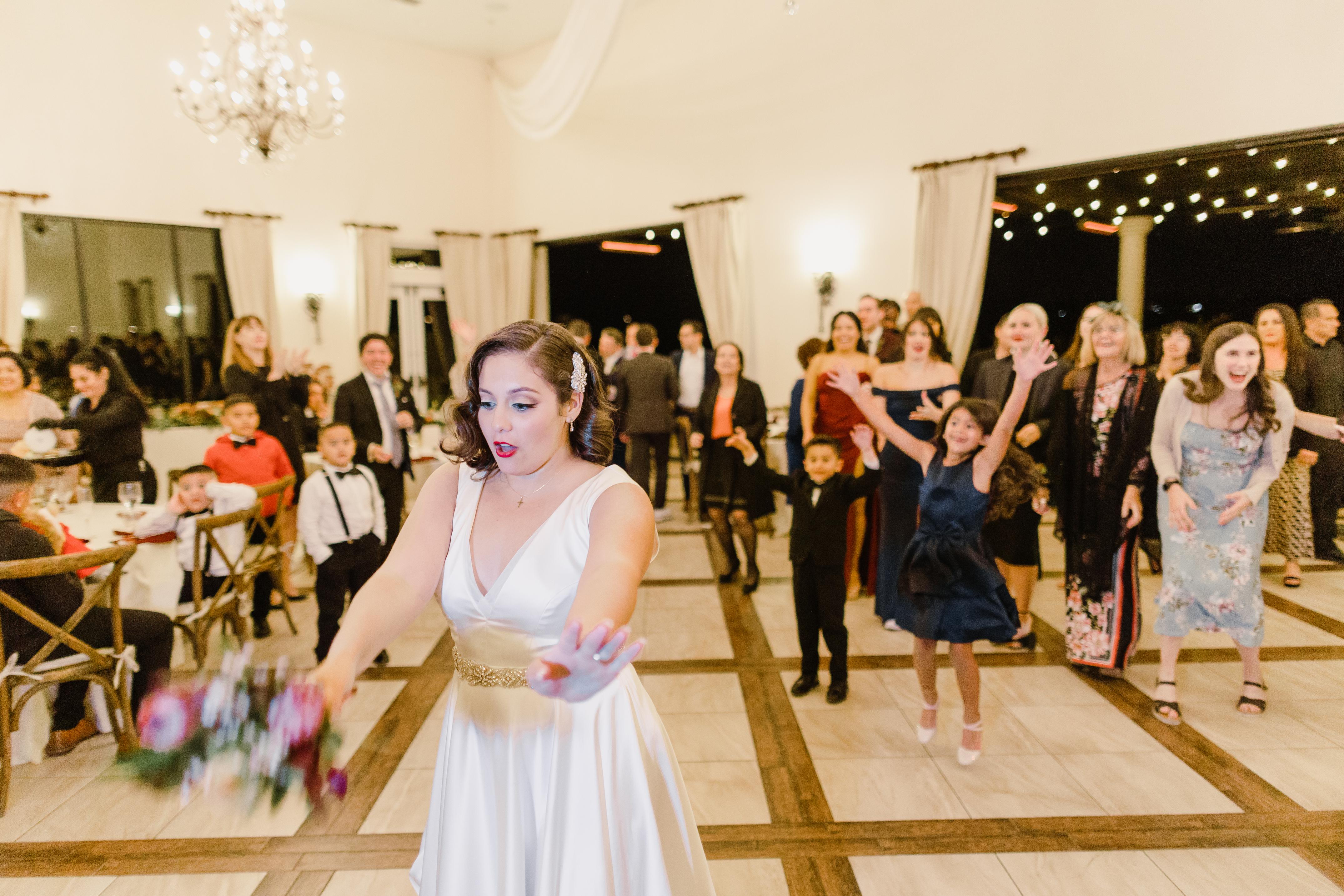 A Romantic Fall Wedding at Avensole Winery 19