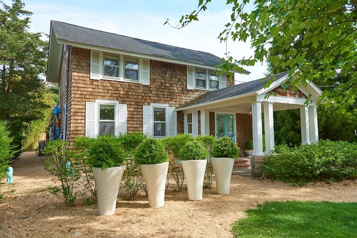 Bellport Inn
