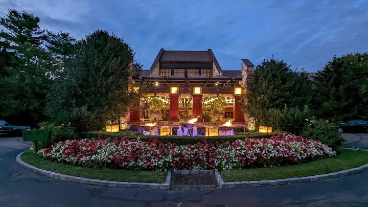 Crest Hollow Country Club portfolio 4