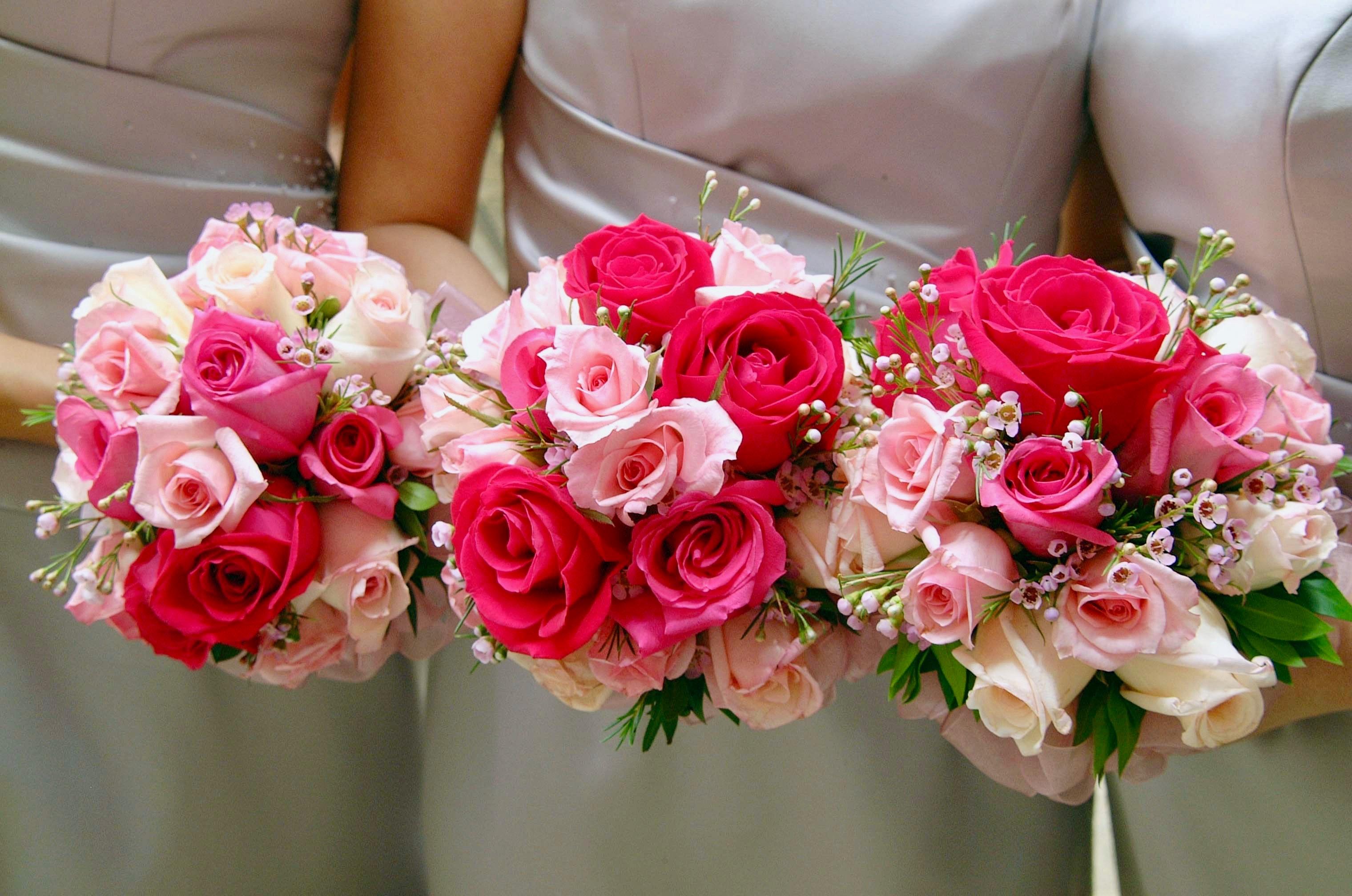 6 Creative Ways to Work Pantone's 2023 Color of The Year Into Your Wedding