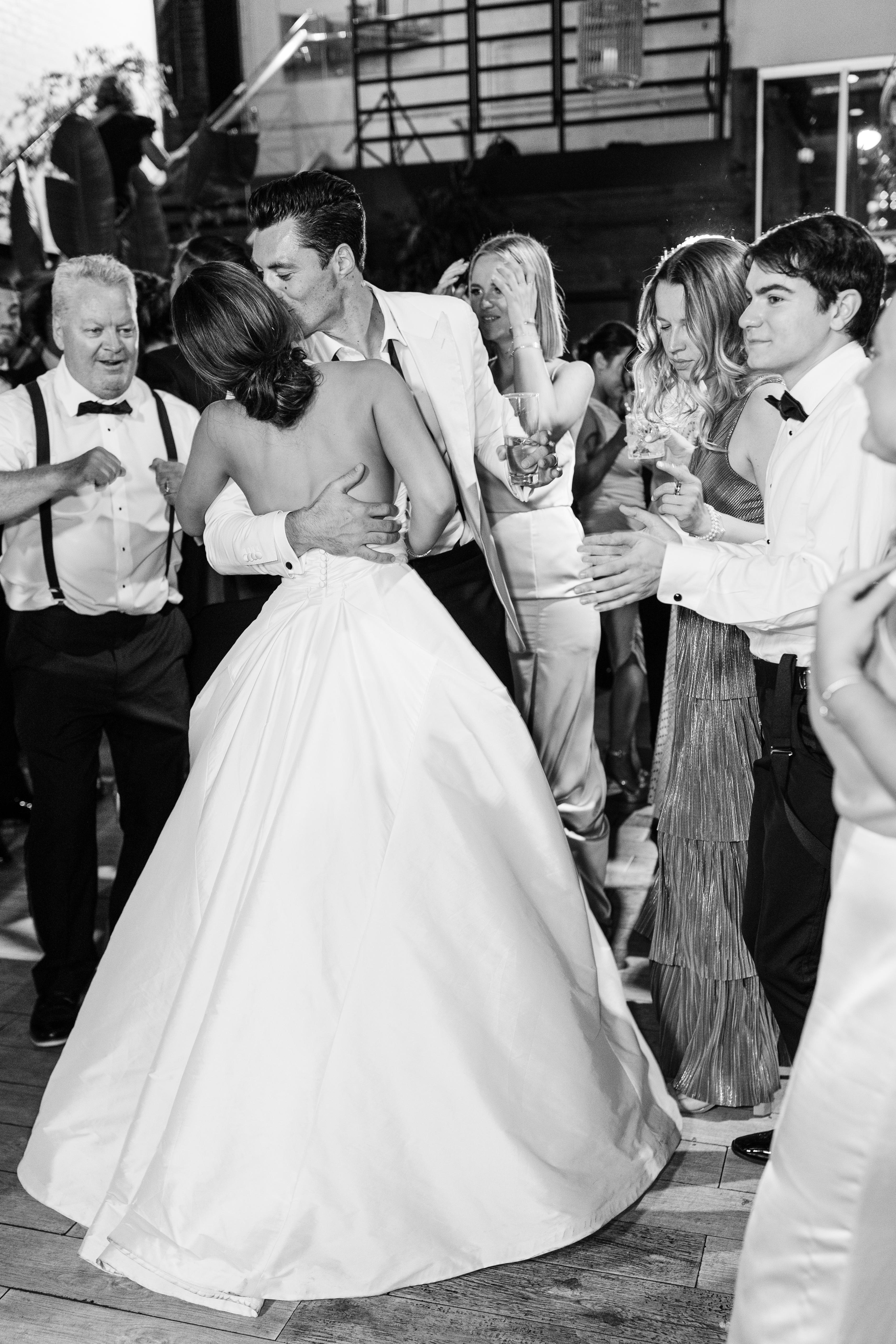 A Classic Summer Waterfront Wedding at Battello