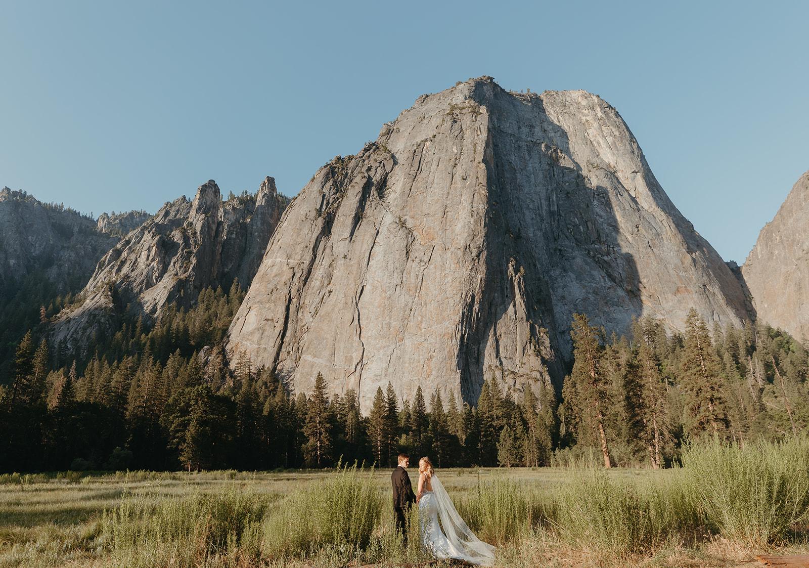 A Romantic Fall Wedding at Yosemite National Park photo 4