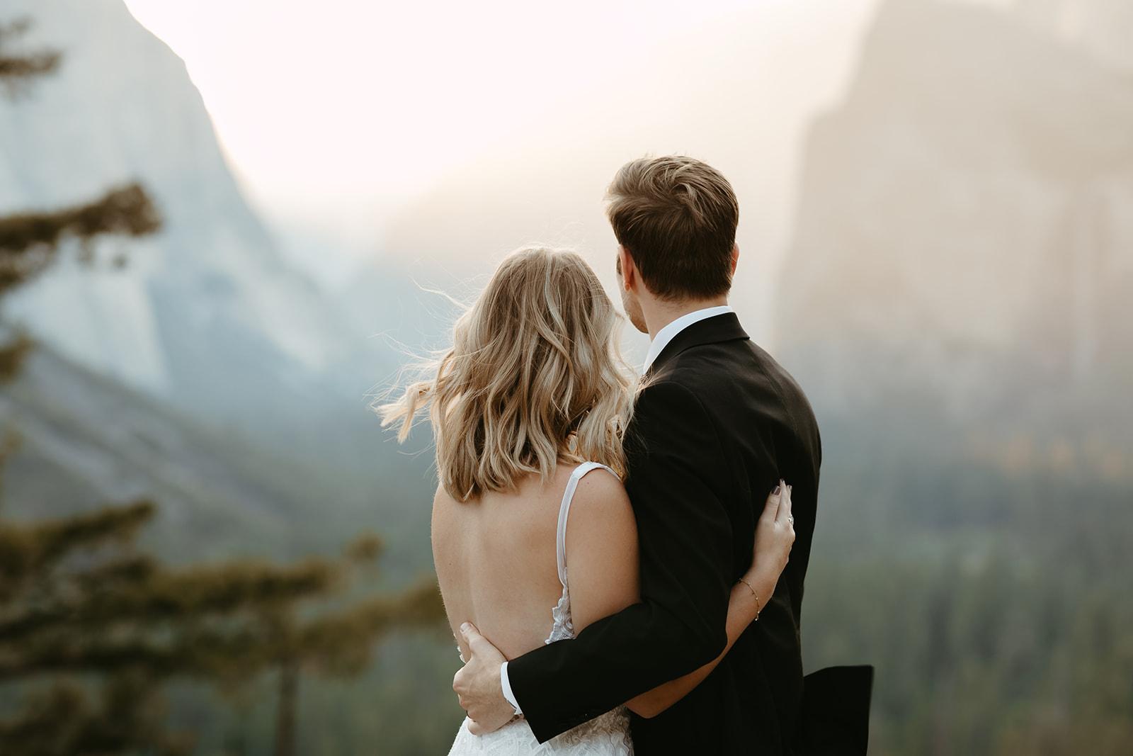 A Romantic Fall Wedding at Yosemite National Park 1