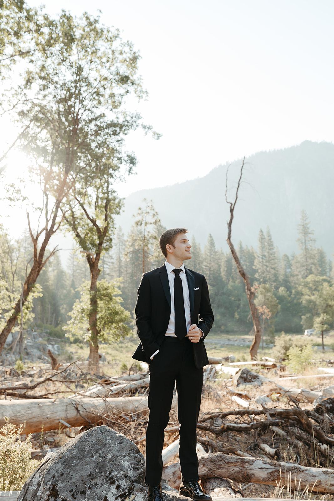 A Romantic Fall Wedding at Yosemite National Park 19