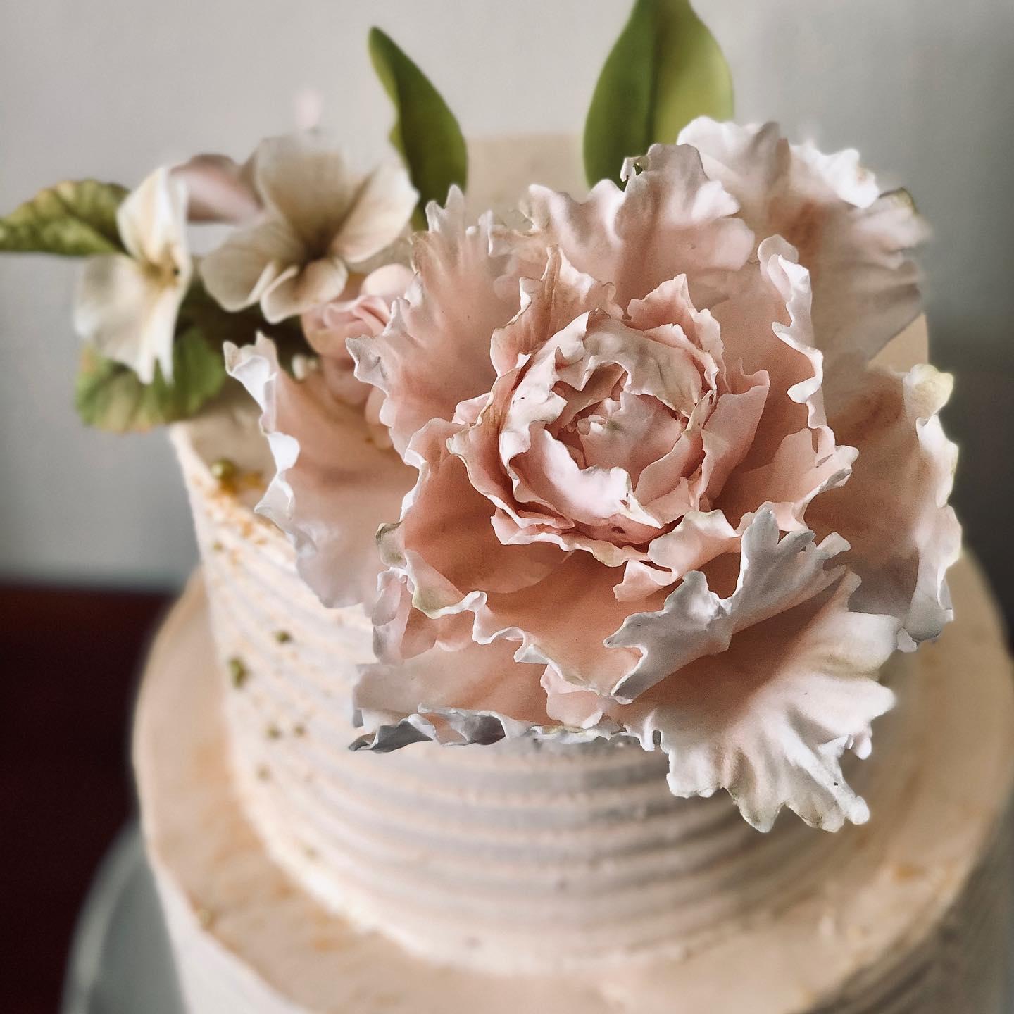 Alaska Wedding Cake Boutique portfolio 4