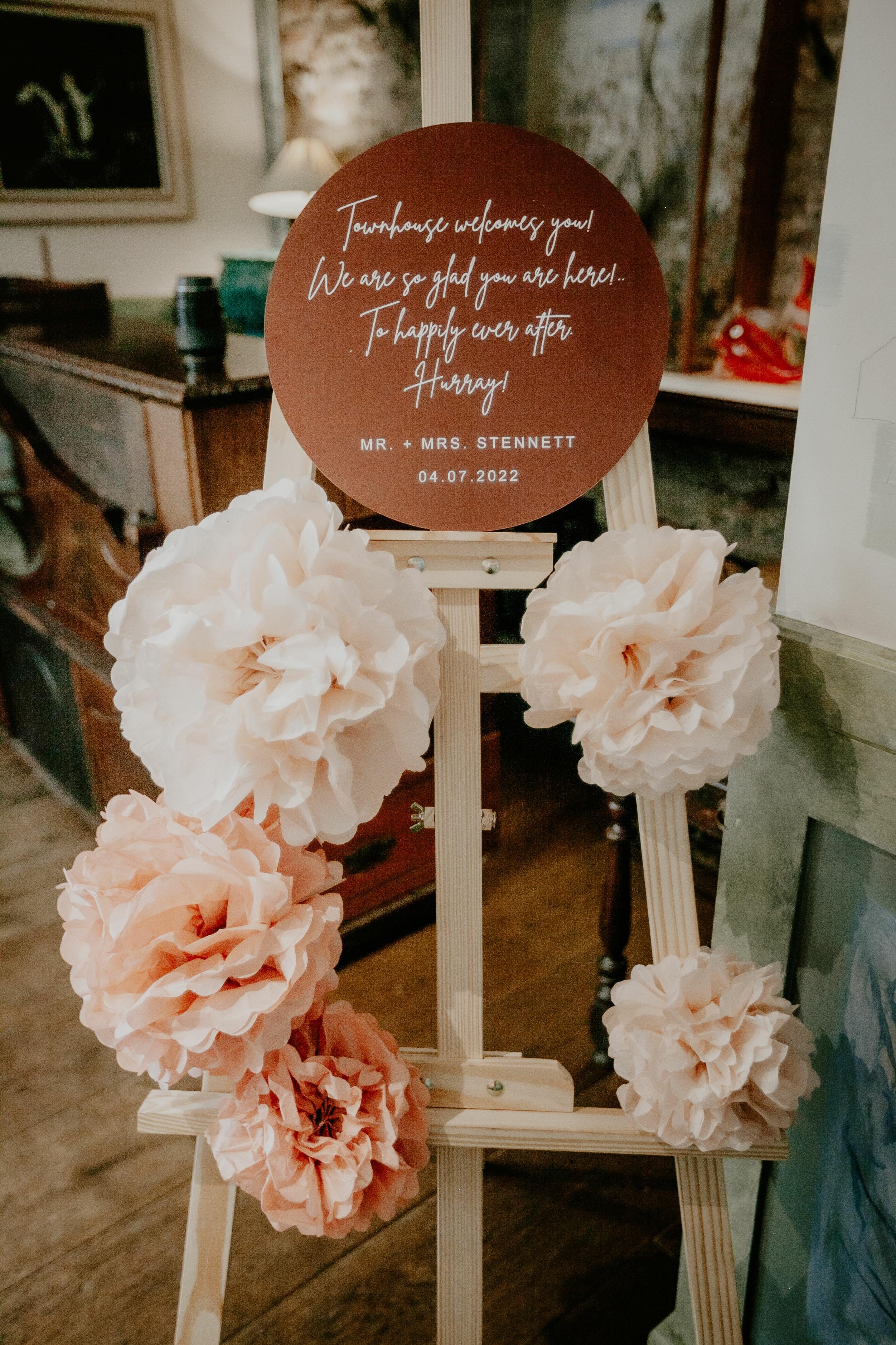 A Modern Summer Wedding at Zetter Townhouse Clekenwell photo 4