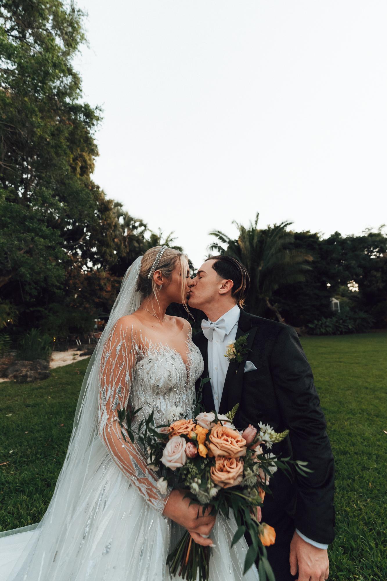 A Whimsical Wedding at Fairchild Botanical Garden 44
