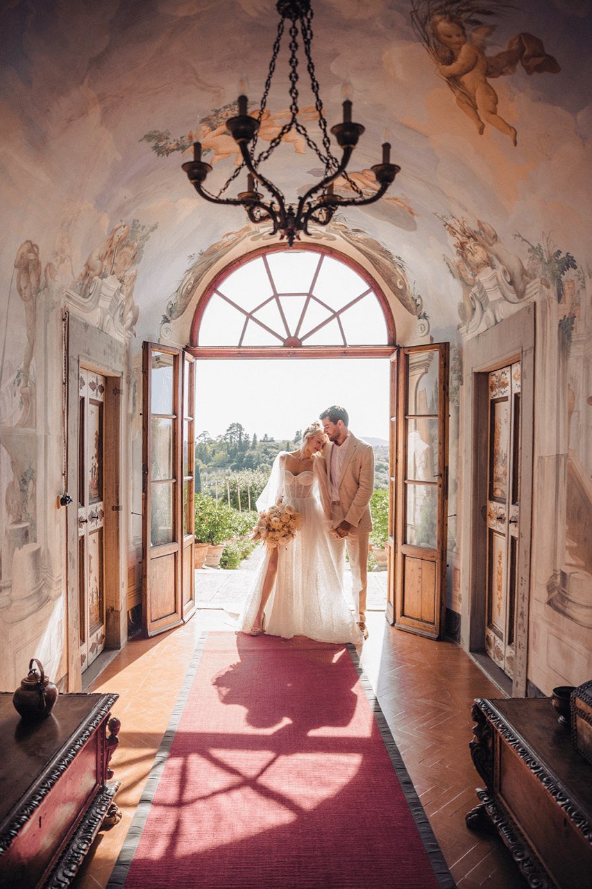 A Modern Summer Wedding at Villa Medicea Dililliano