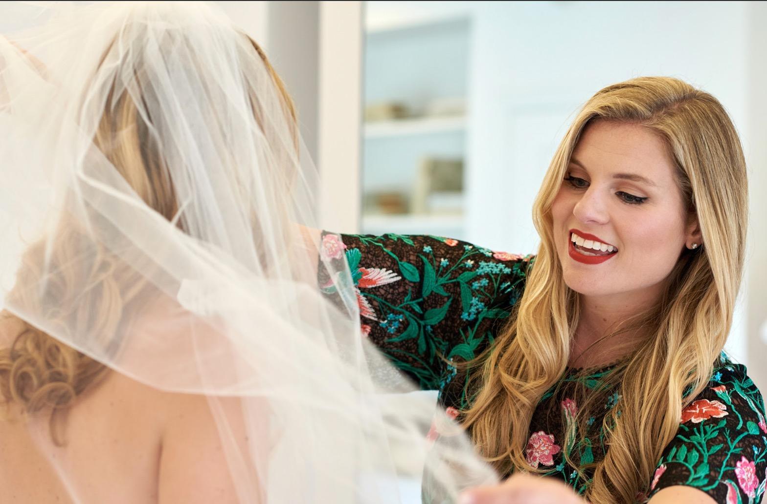 Expert Tips for Styling Mothers of Brides and Grooms