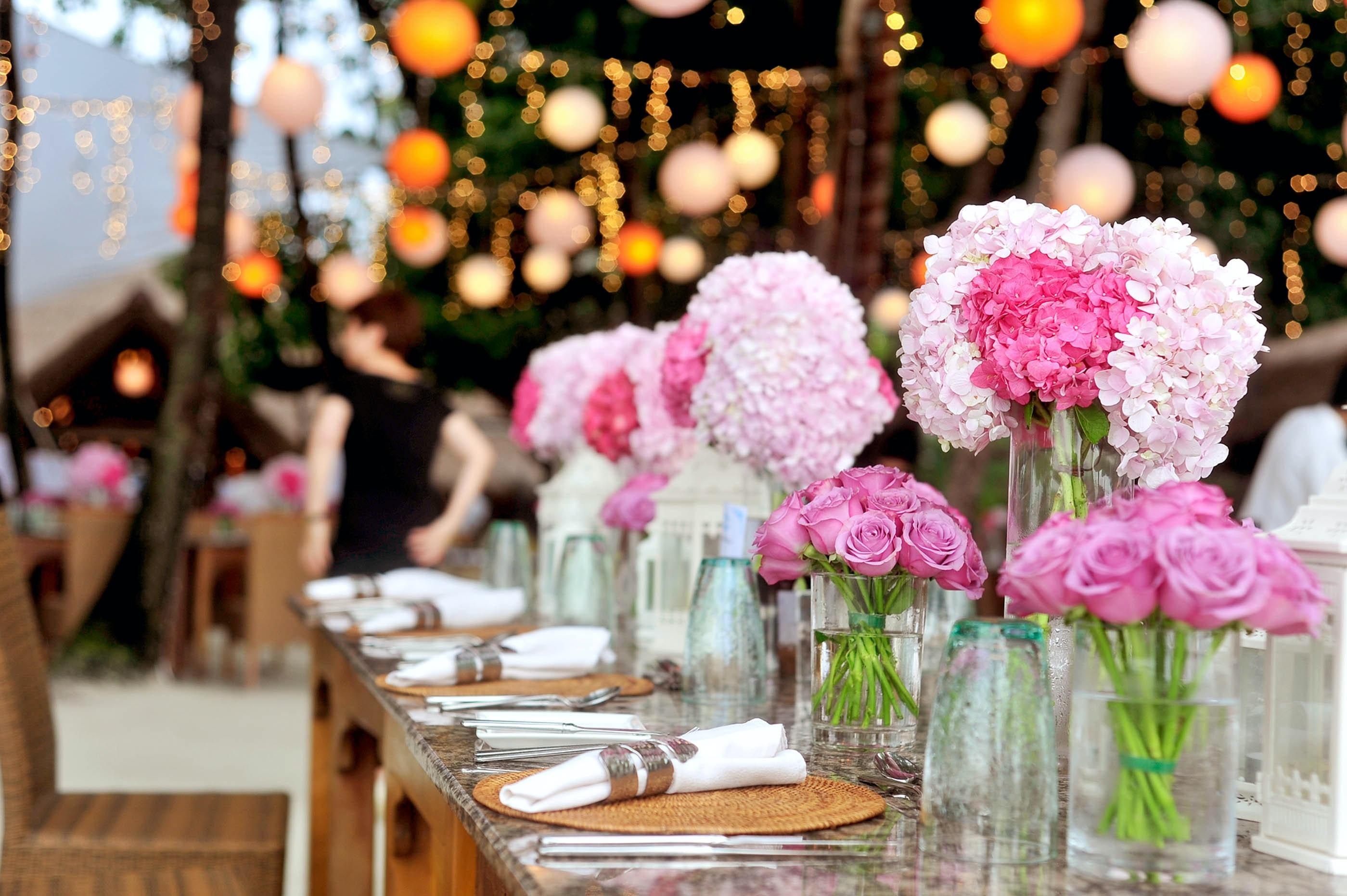 10 Reasons to Have a Spring Wedding
